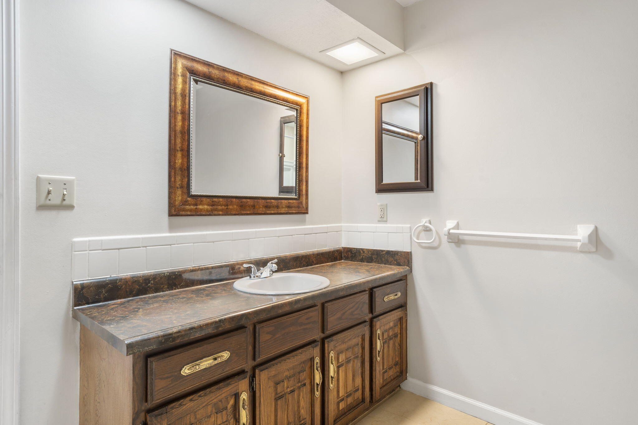 3449 South Newton Avenue Property Photo 26