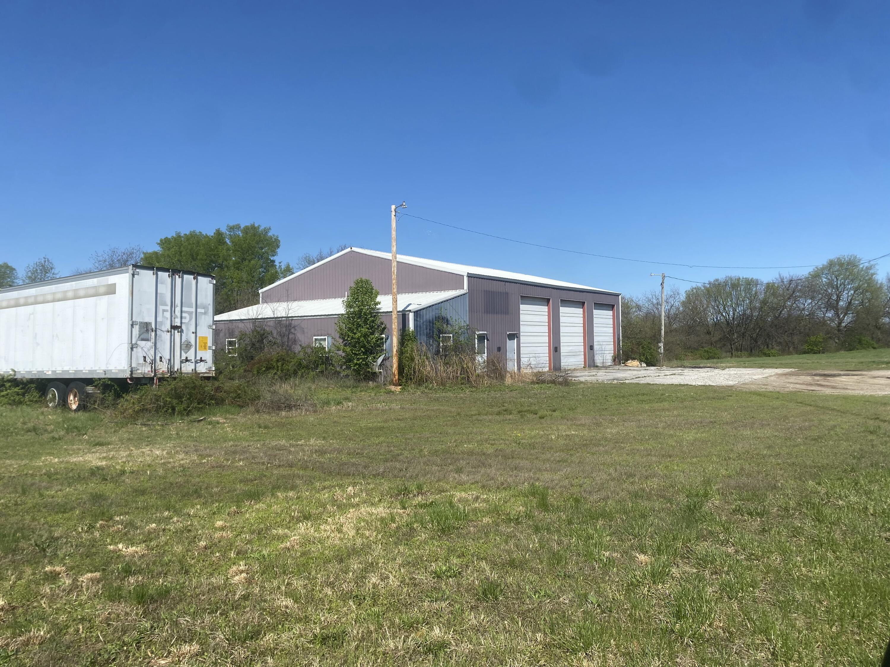17896 State Hwy 39 Property Photo 2