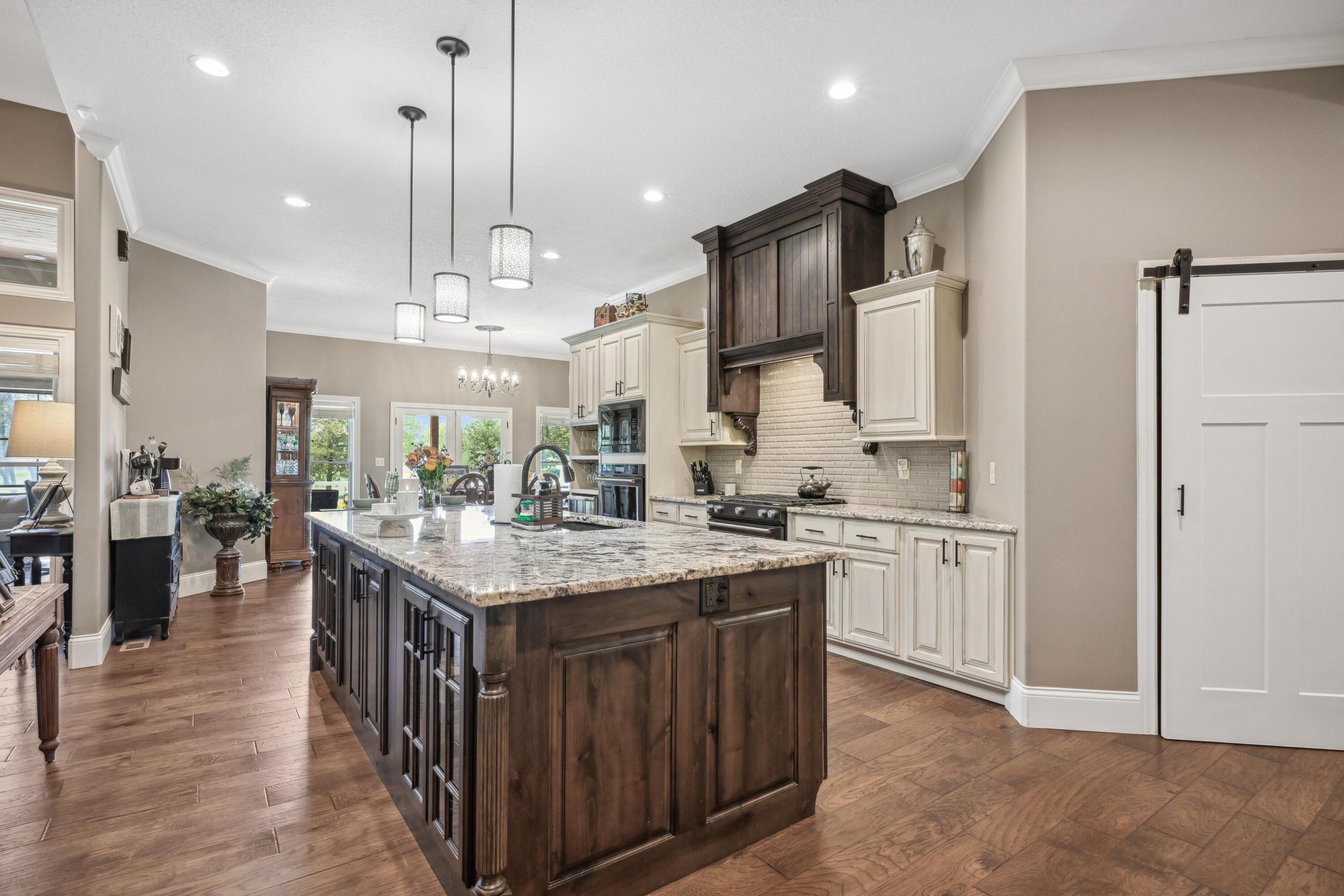 1624 Liam Street Property Photo 38