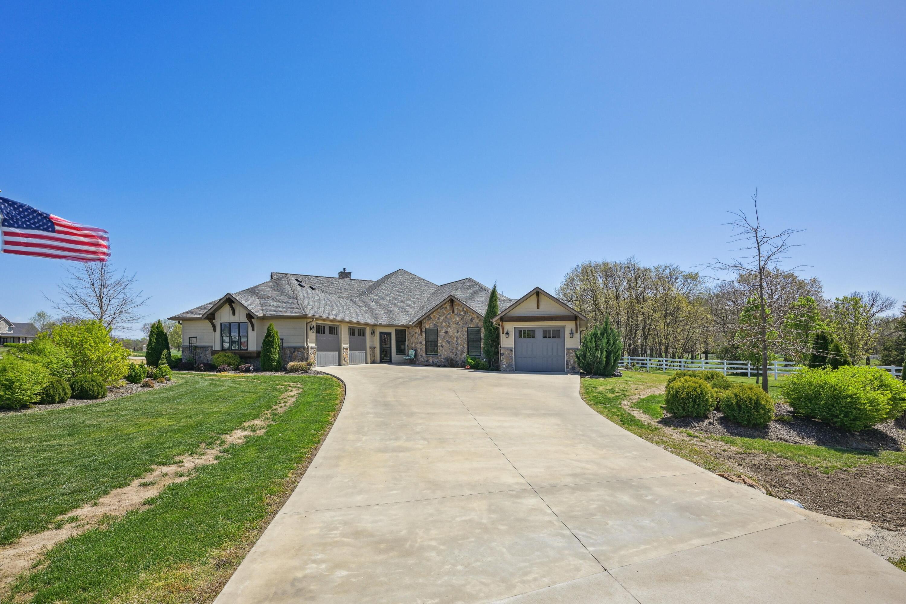 1624 Liam Street Property Photo 73