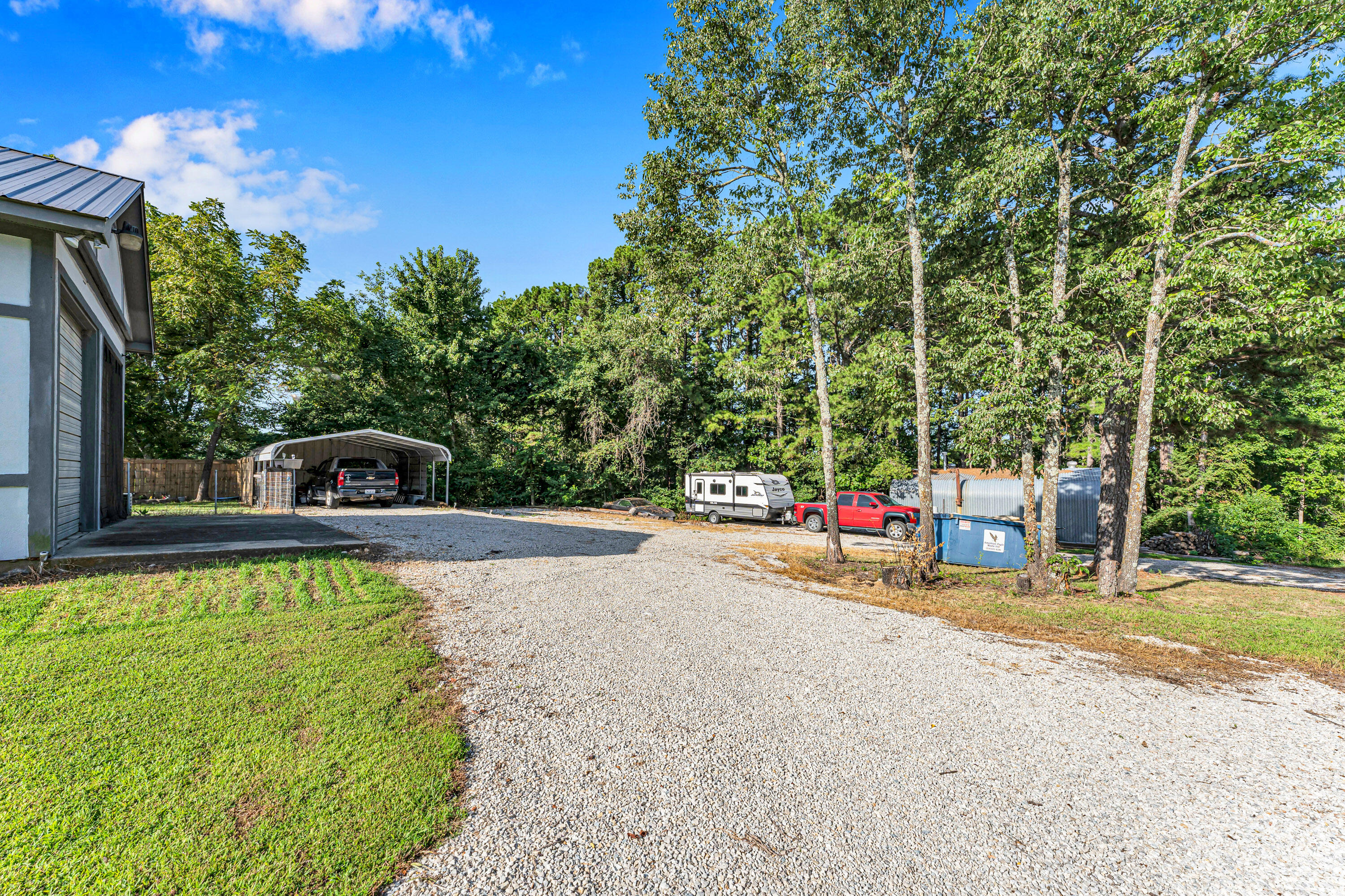 15 Kyle Drive Property Photo 5