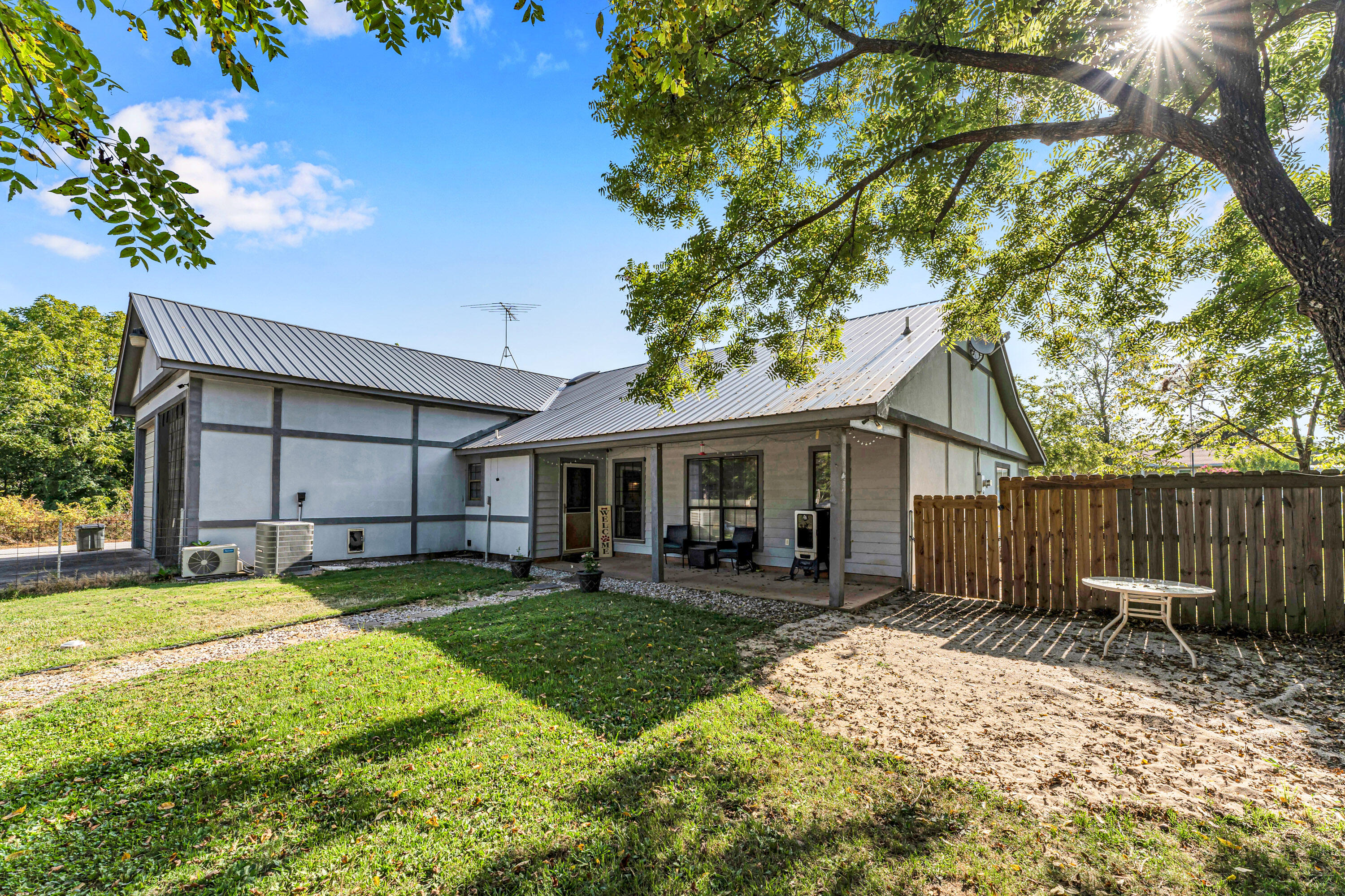 15 Kyle Drive Property Photo 10