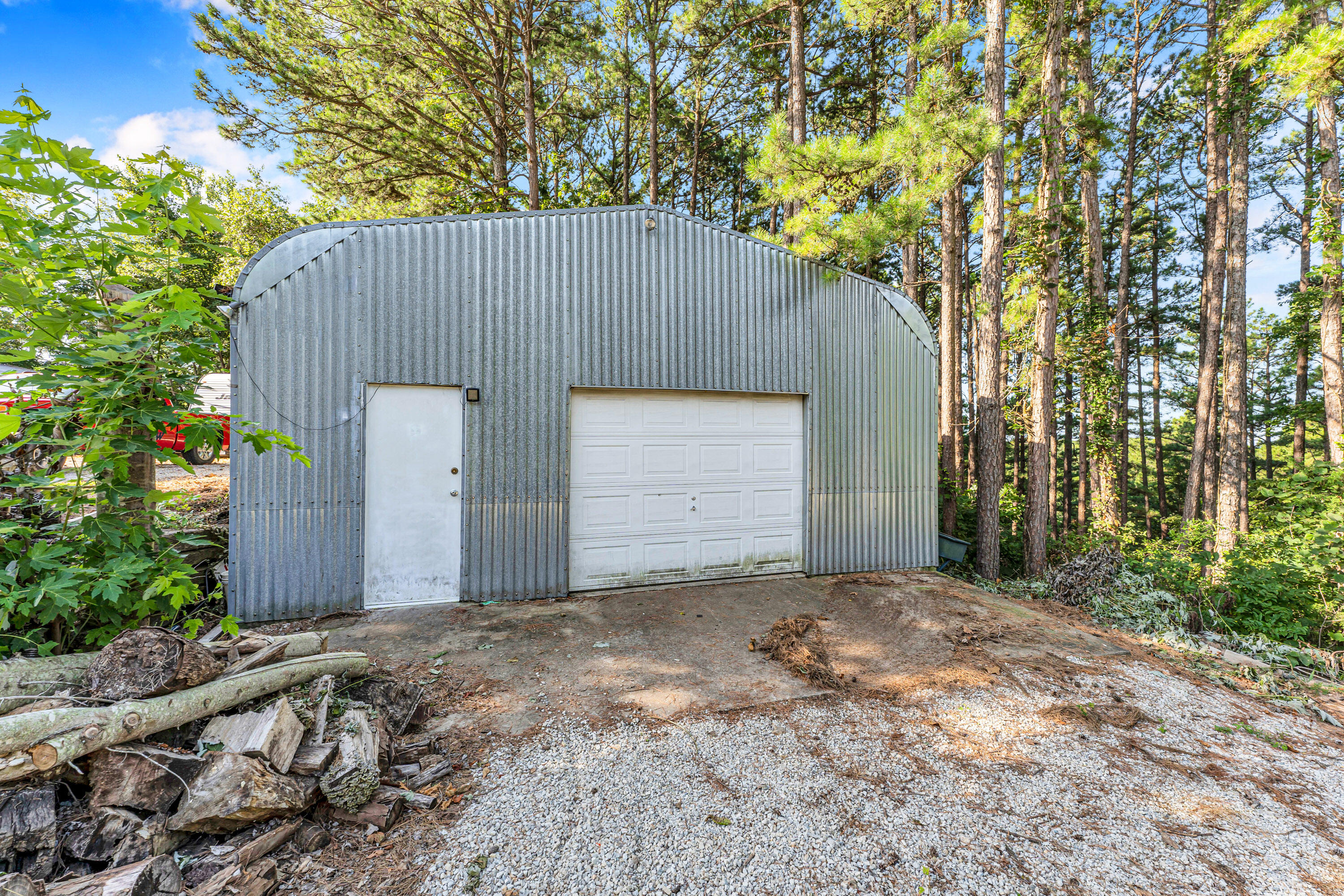 15 Kyle Drive Property Photo 12