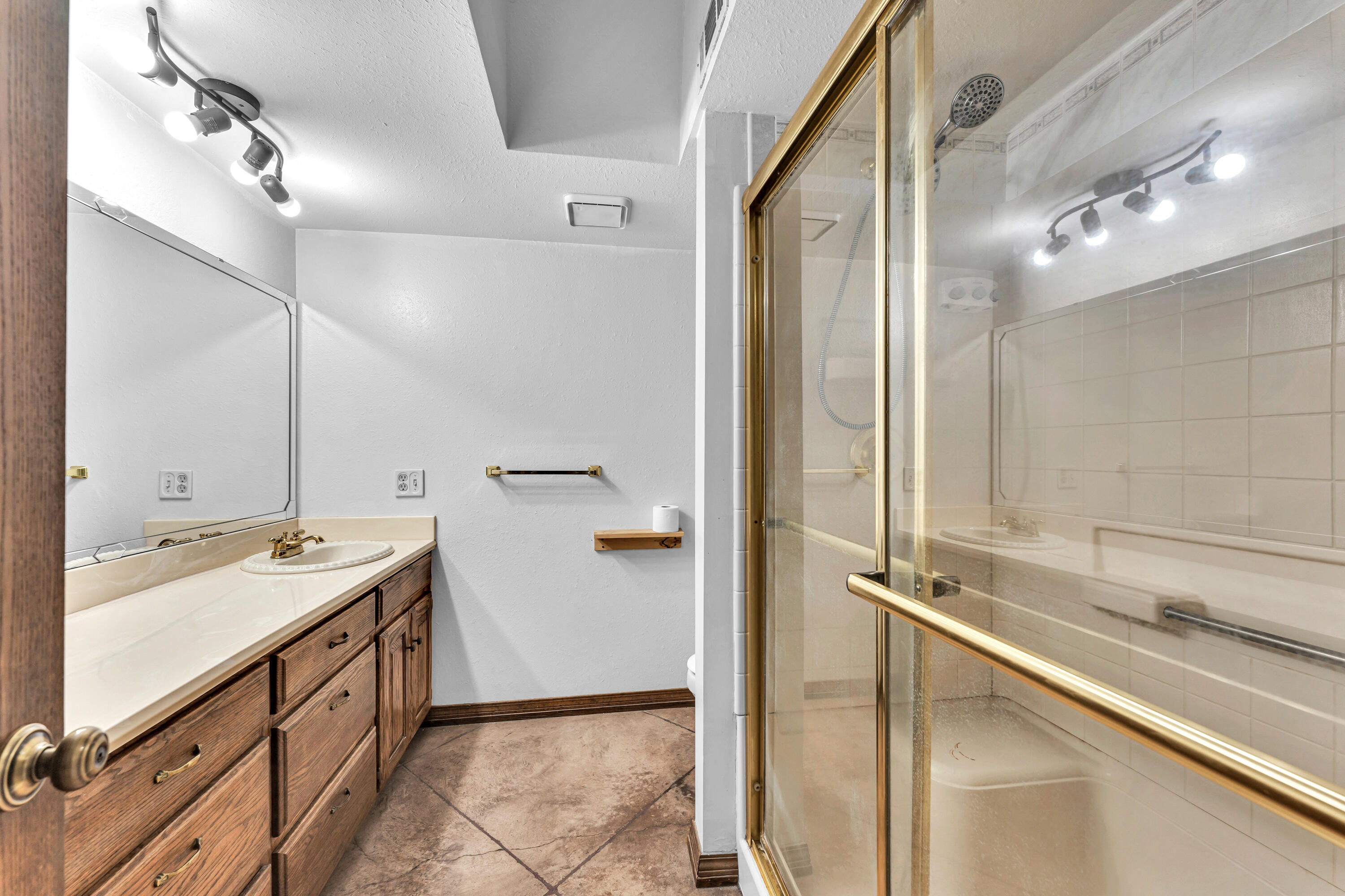 15 Kyle Drive Property Photo 26