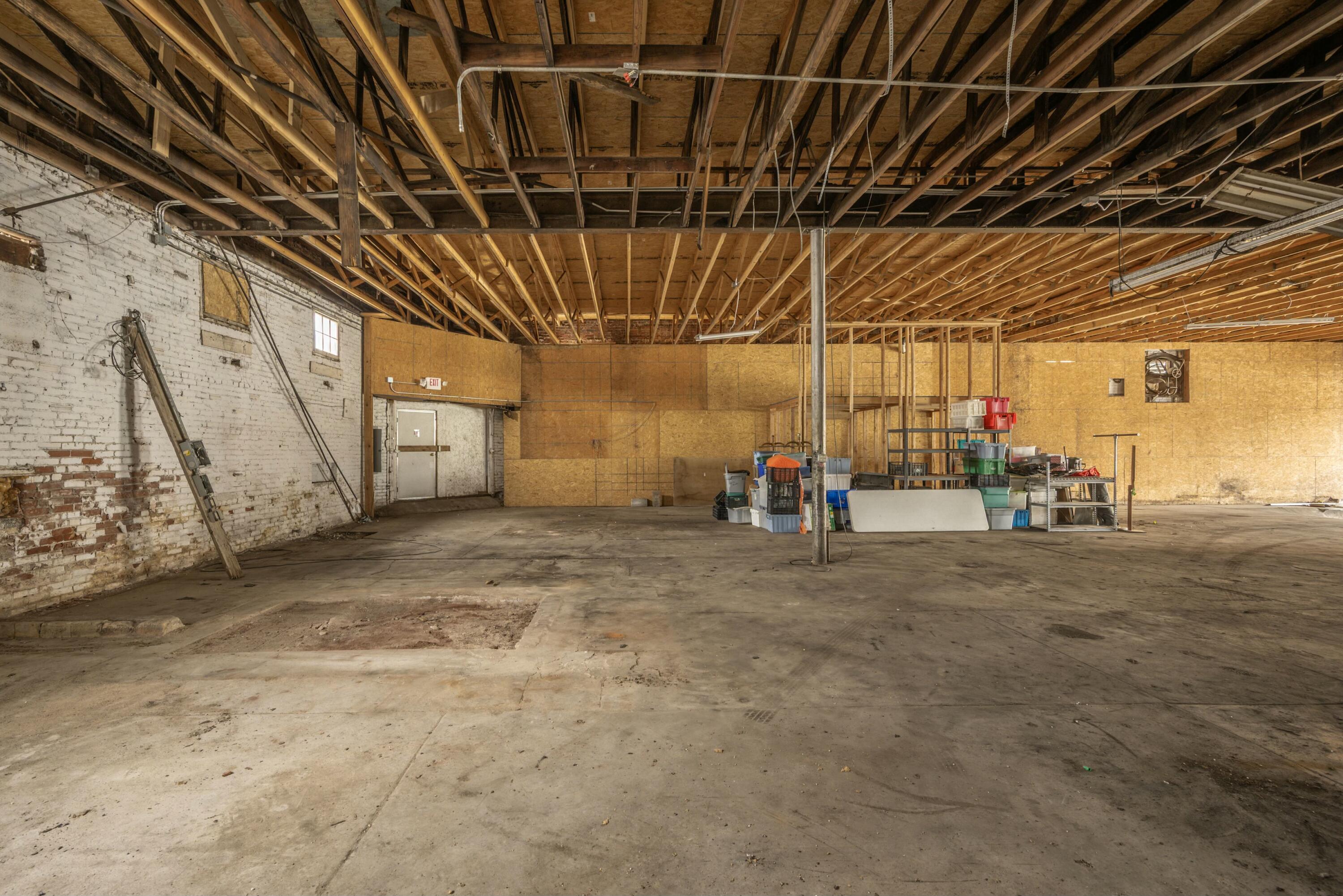 115 West Mccord Street Property Photo 13