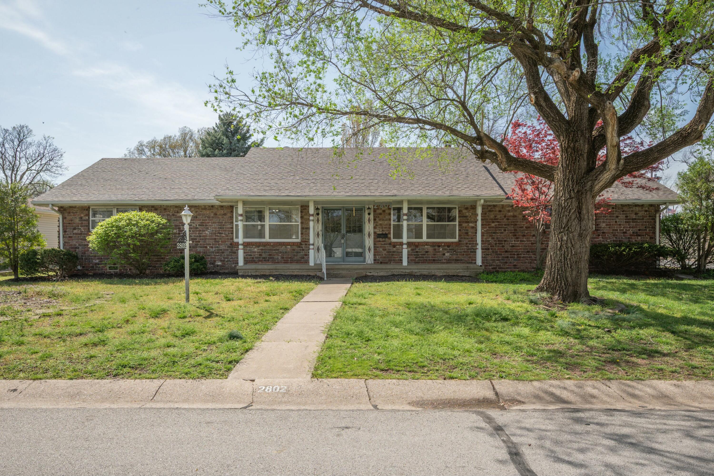 2802 South Michigan Avenue Property Photo