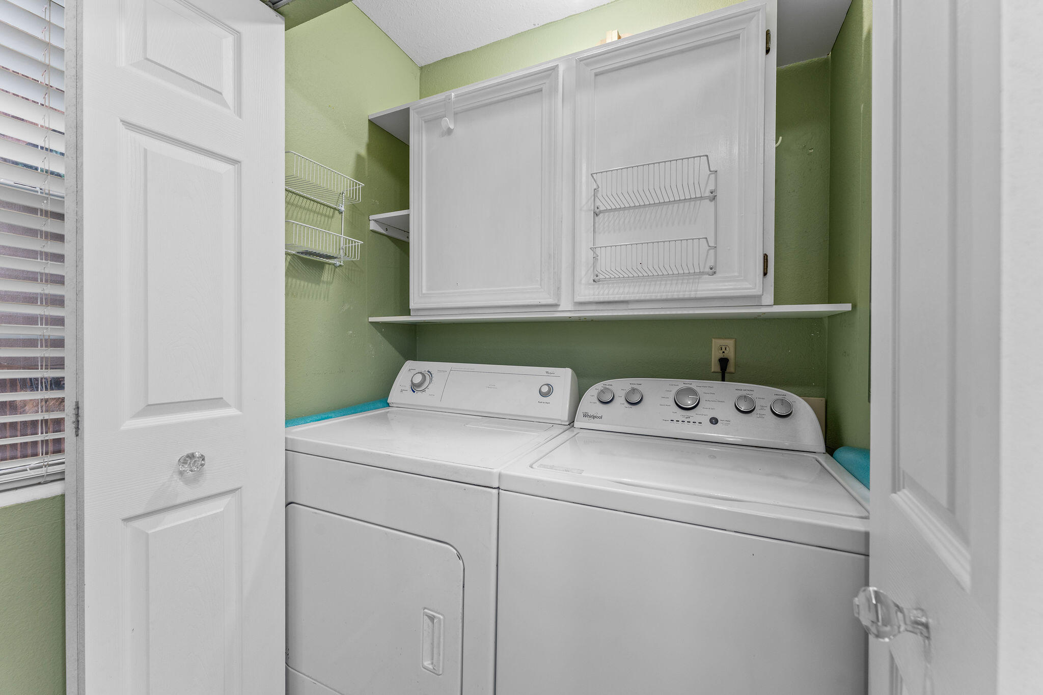 10 Woodpecker Lane Property Photo 7