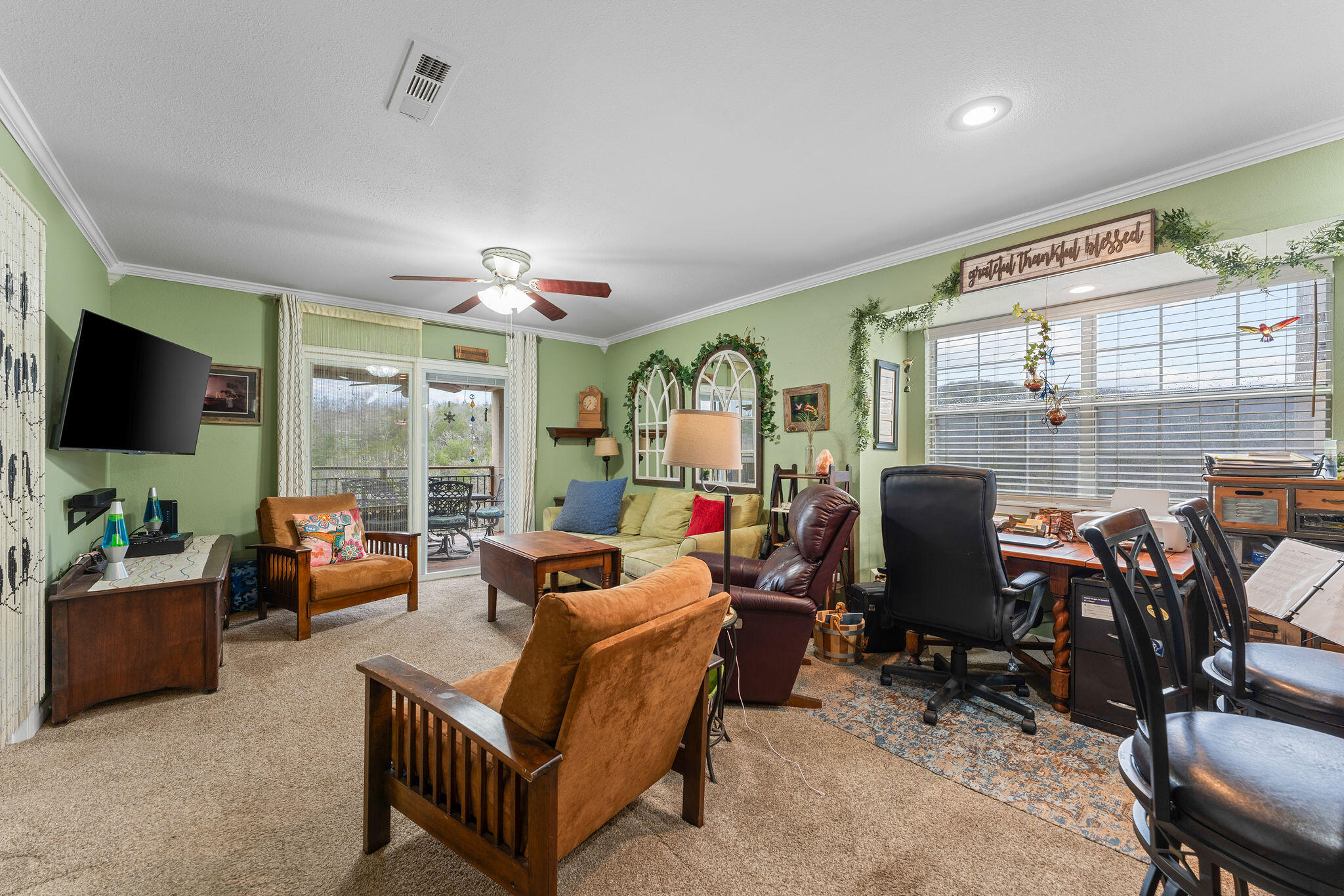 10 Woodpecker Lane Property Photo 8