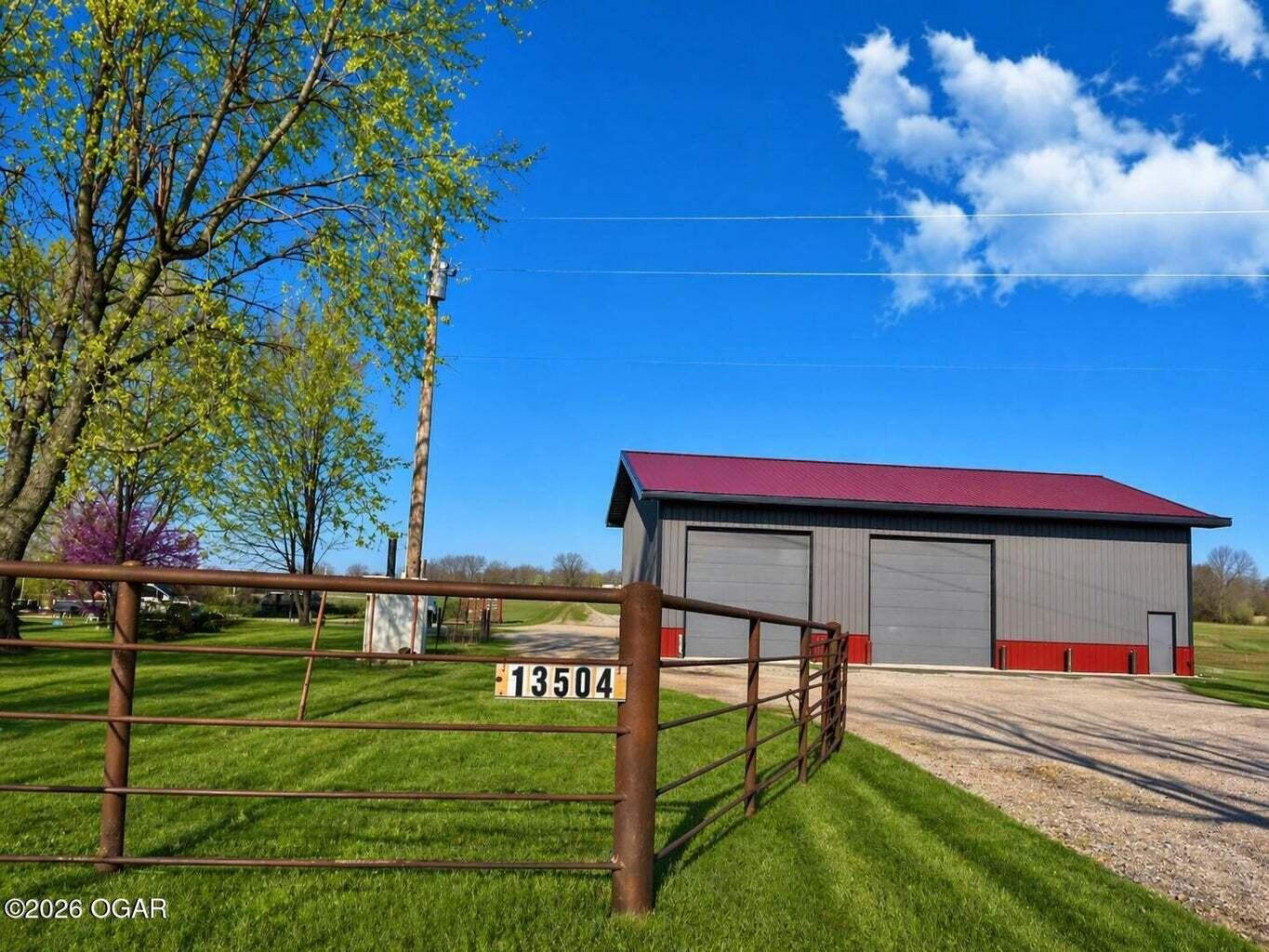 13504 Jay Drive Property Photo 2