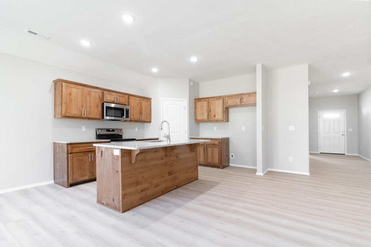 718 Swiss Road Property Photo 8