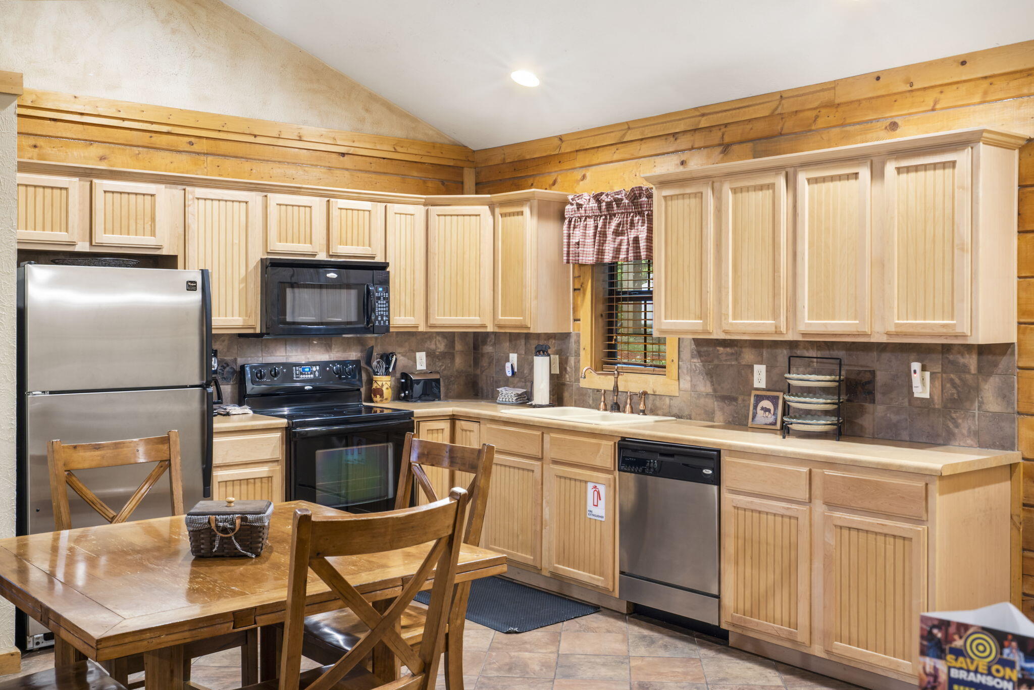 135 Rock Candy Lane Property Photo 6