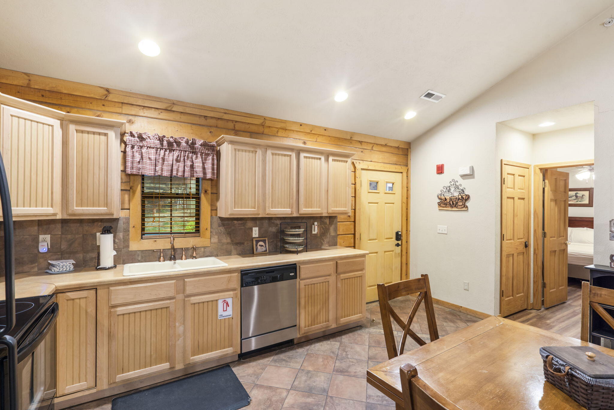 135 Rock Candy Lane Property Photo 8