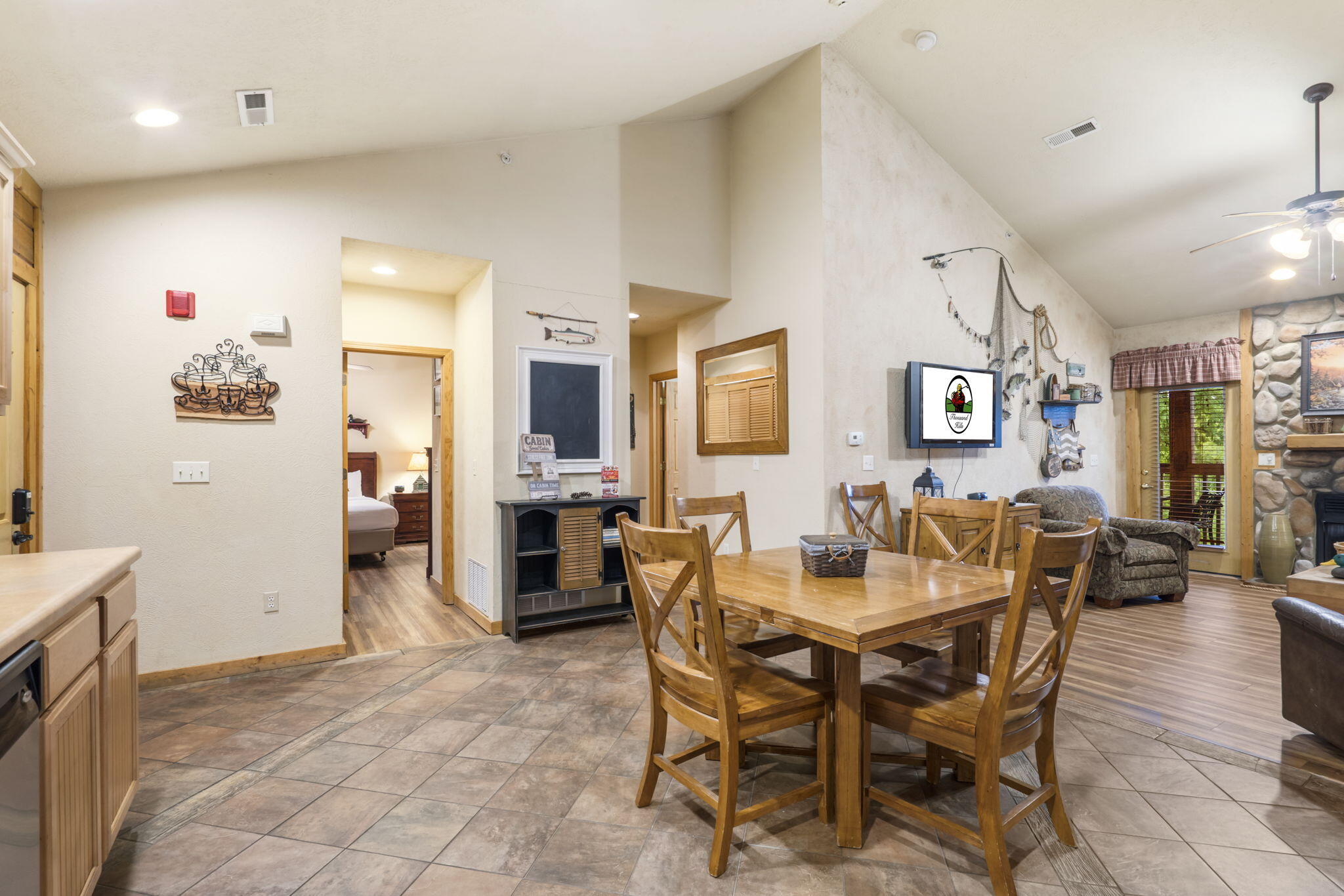 135 Rock Candy Lane Property Photo 9