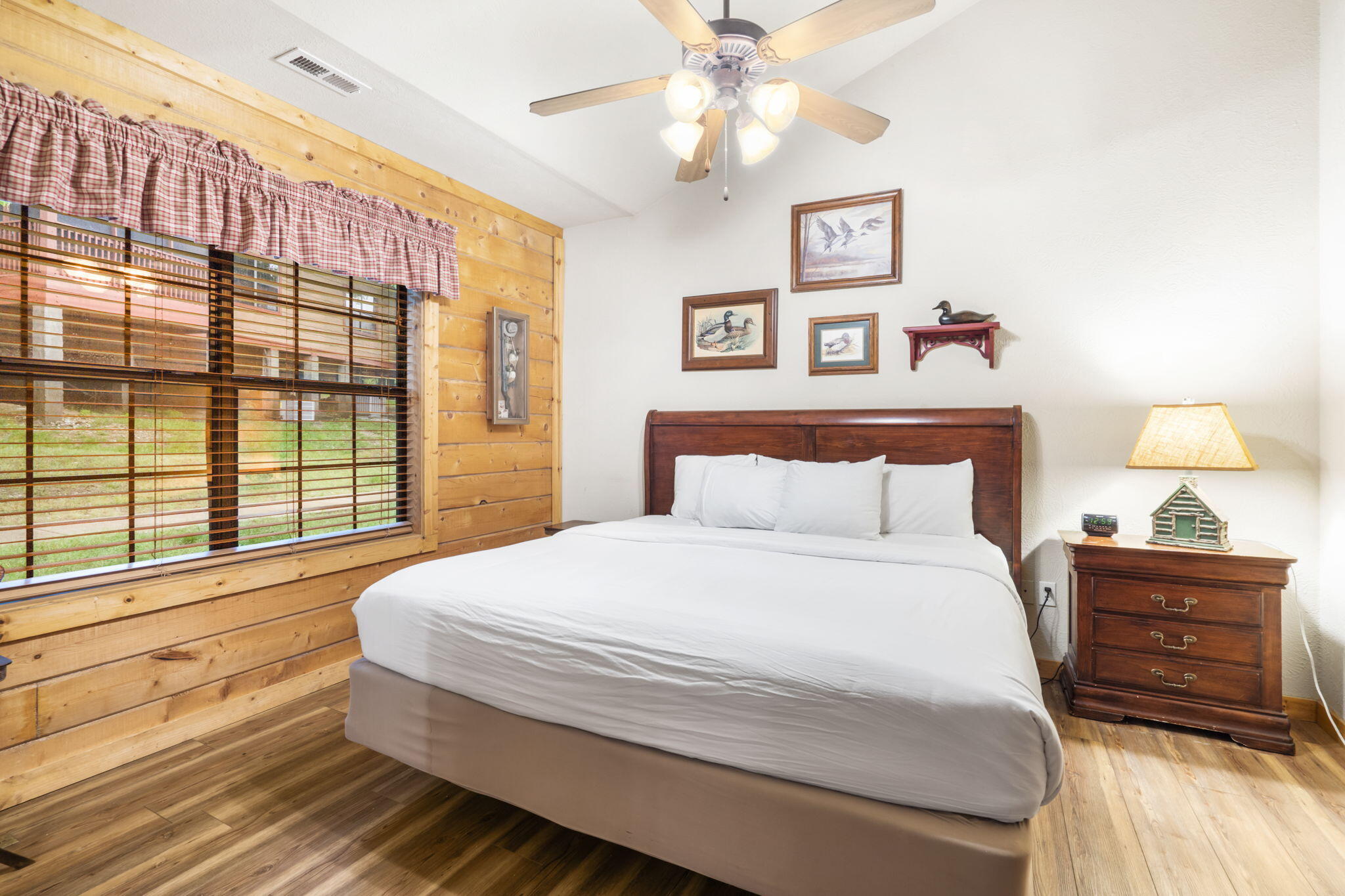 135 Rock Candy Lane Property Photo 14