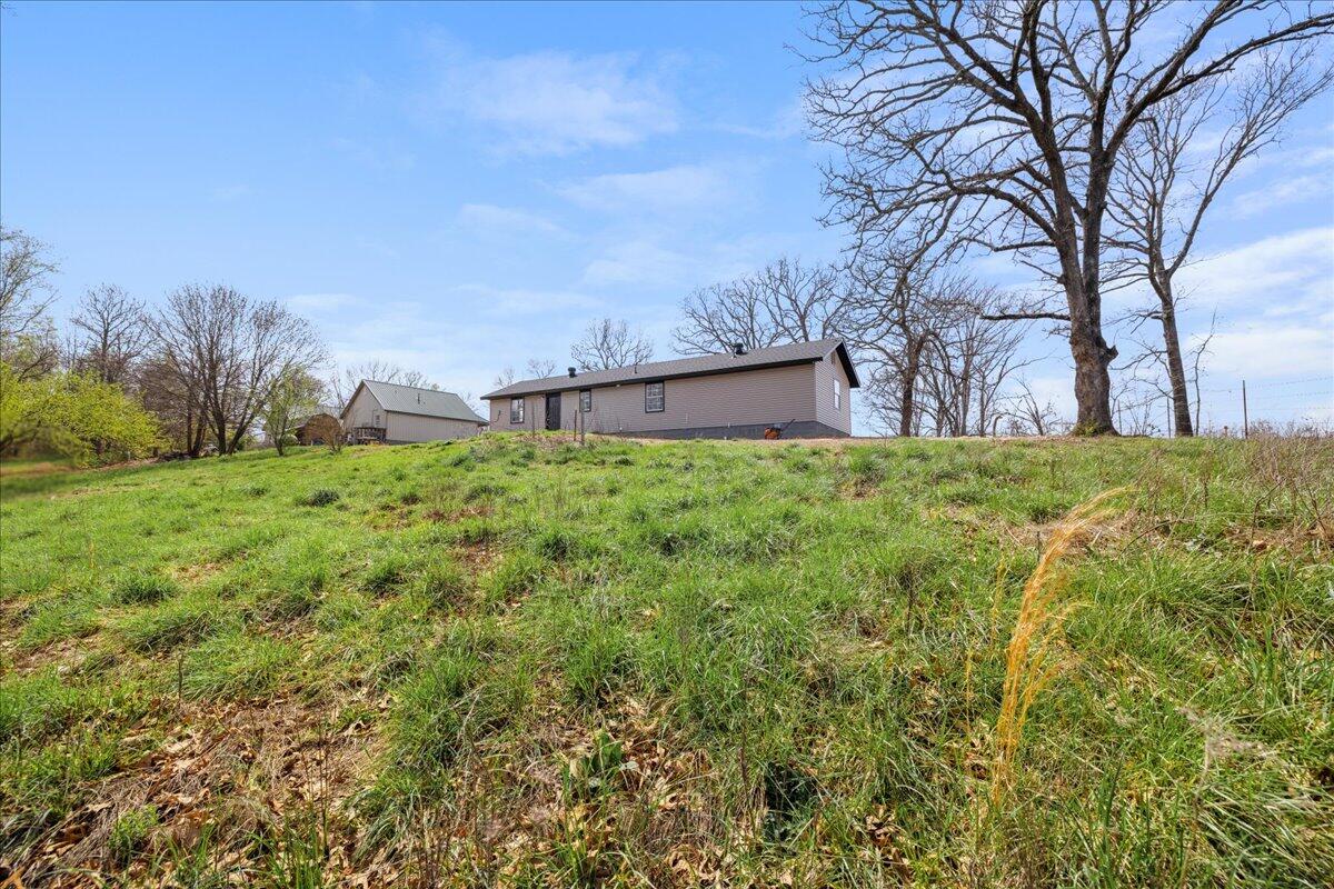1554 Coopers Road Property Photo 5