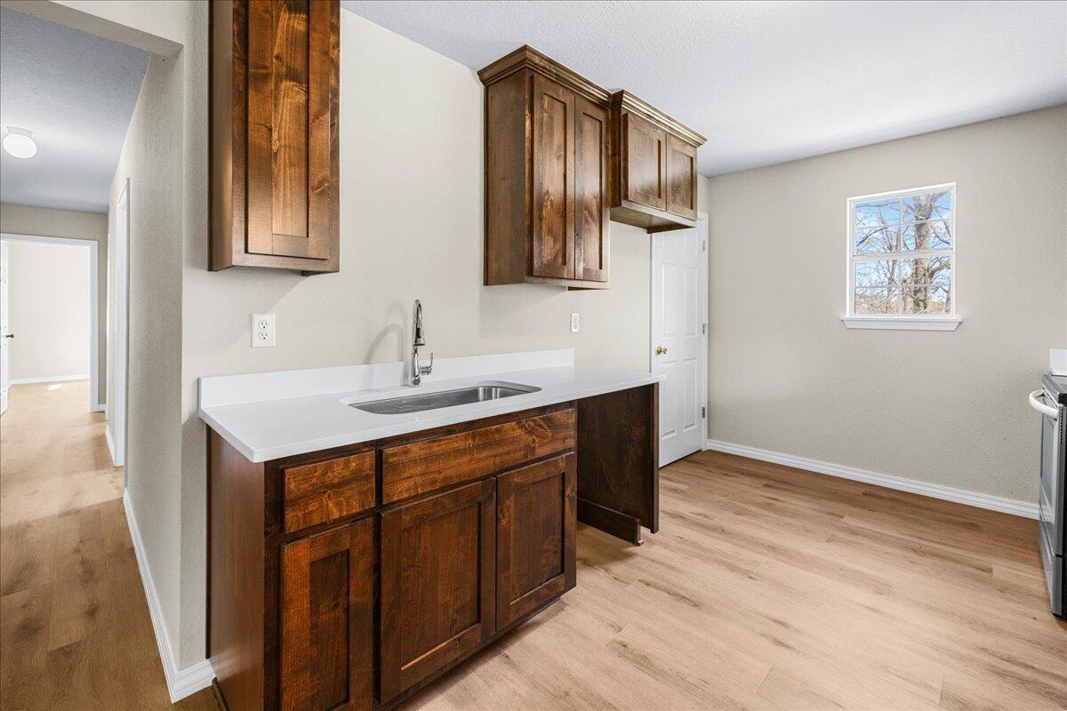 1554 Coopers Road Property Photo 10