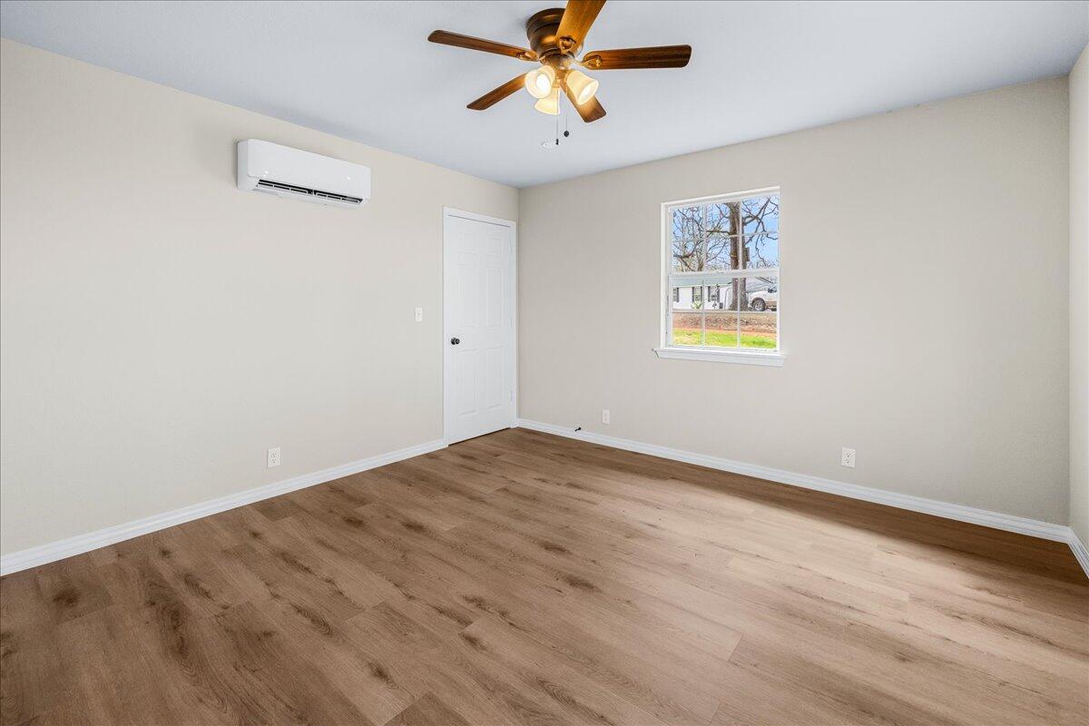 1554 Coopers Road Property Photo 15
