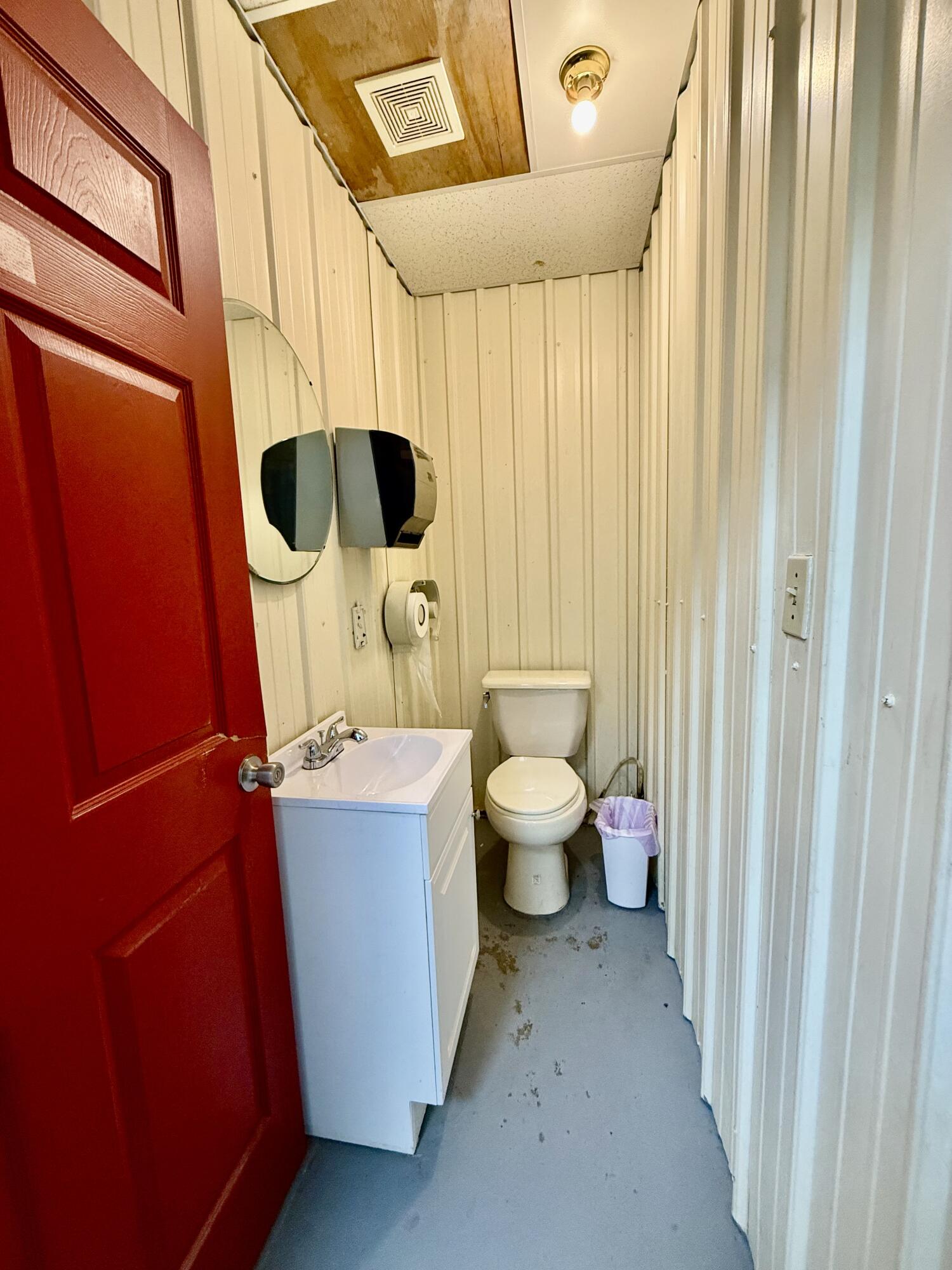 1451 Cw Harry Drive Property Photo 10