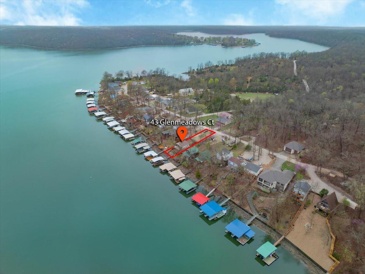 43 Glen Meadows Street Property Photo 28