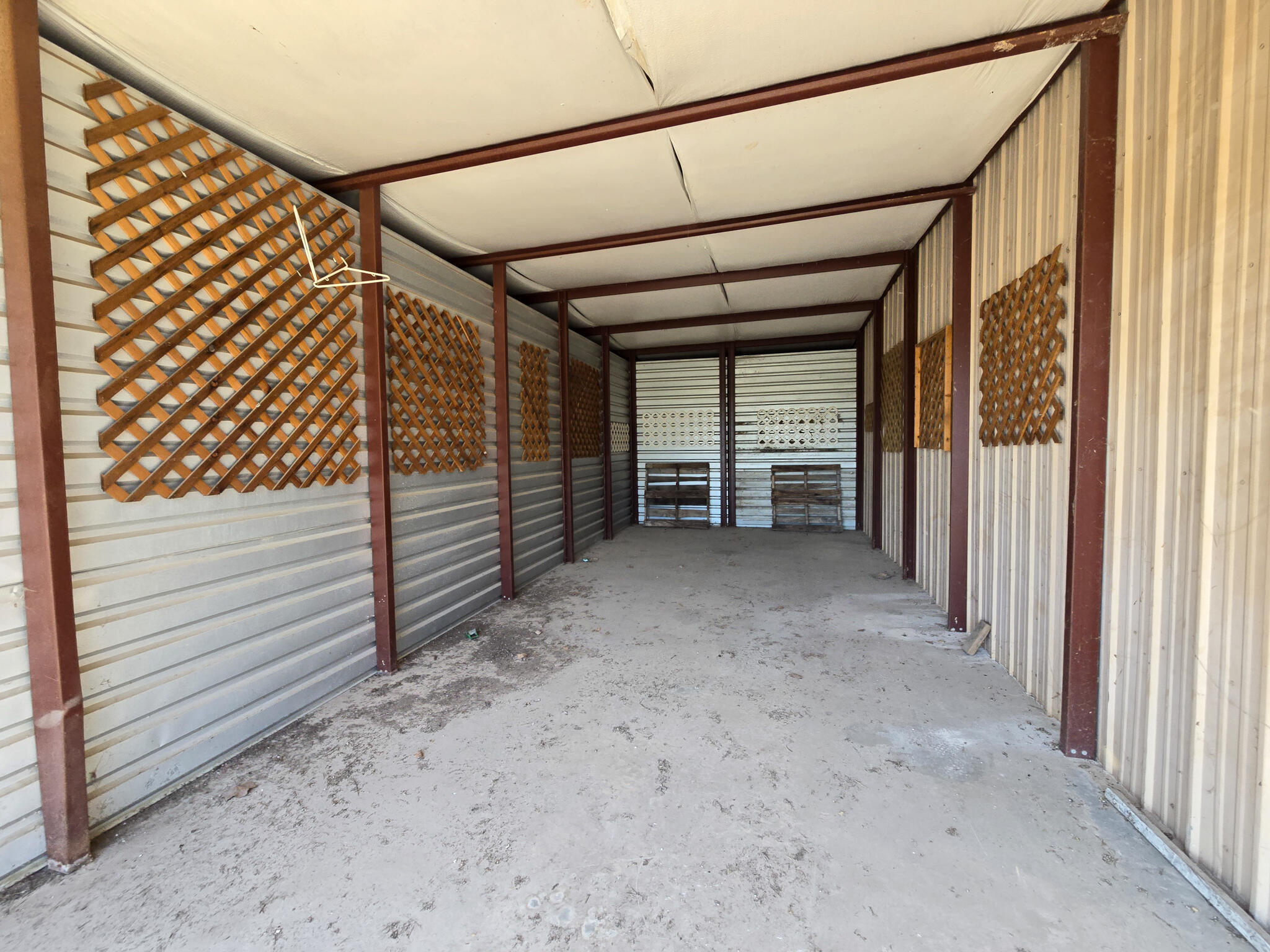 19265 Us Hwy 54 Property Photo 13