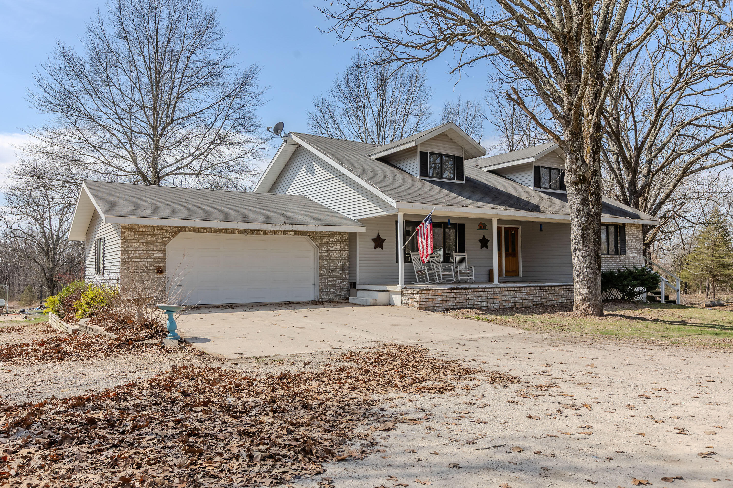 5093 State Highway M Property Photo 1
