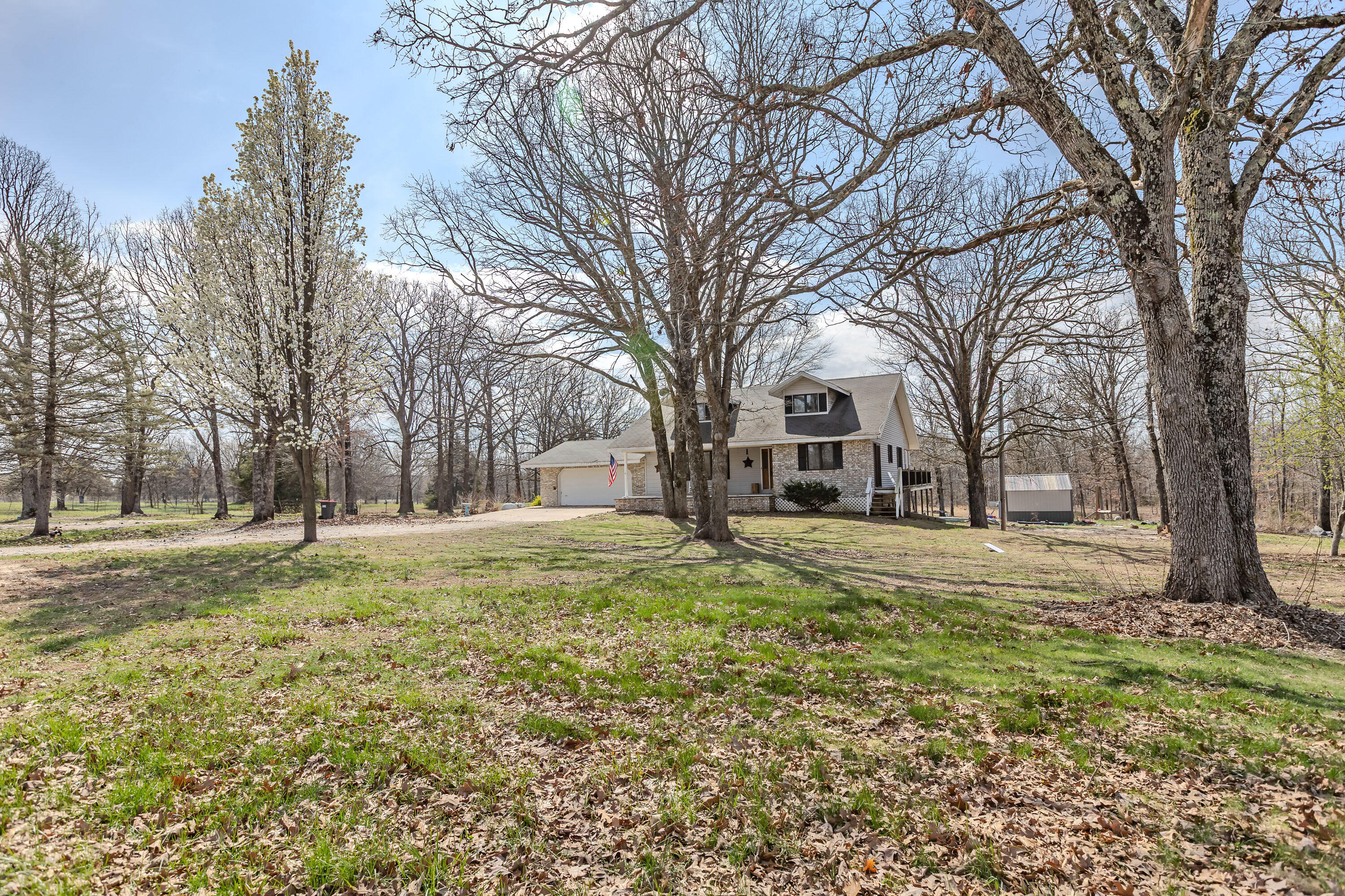 5093 State Highway M Property Photo 3