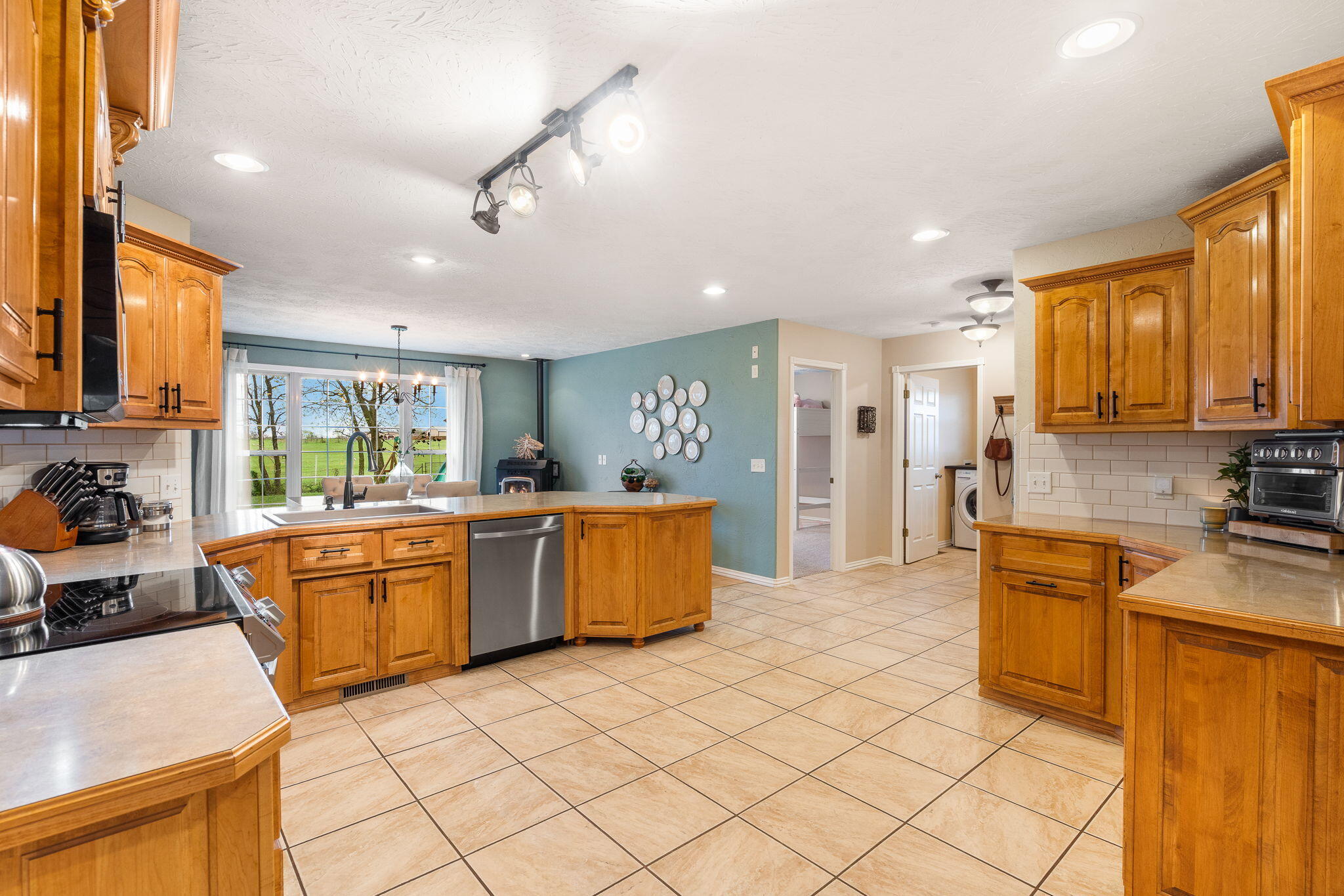 5476 Anita Avenue Property Photo 19