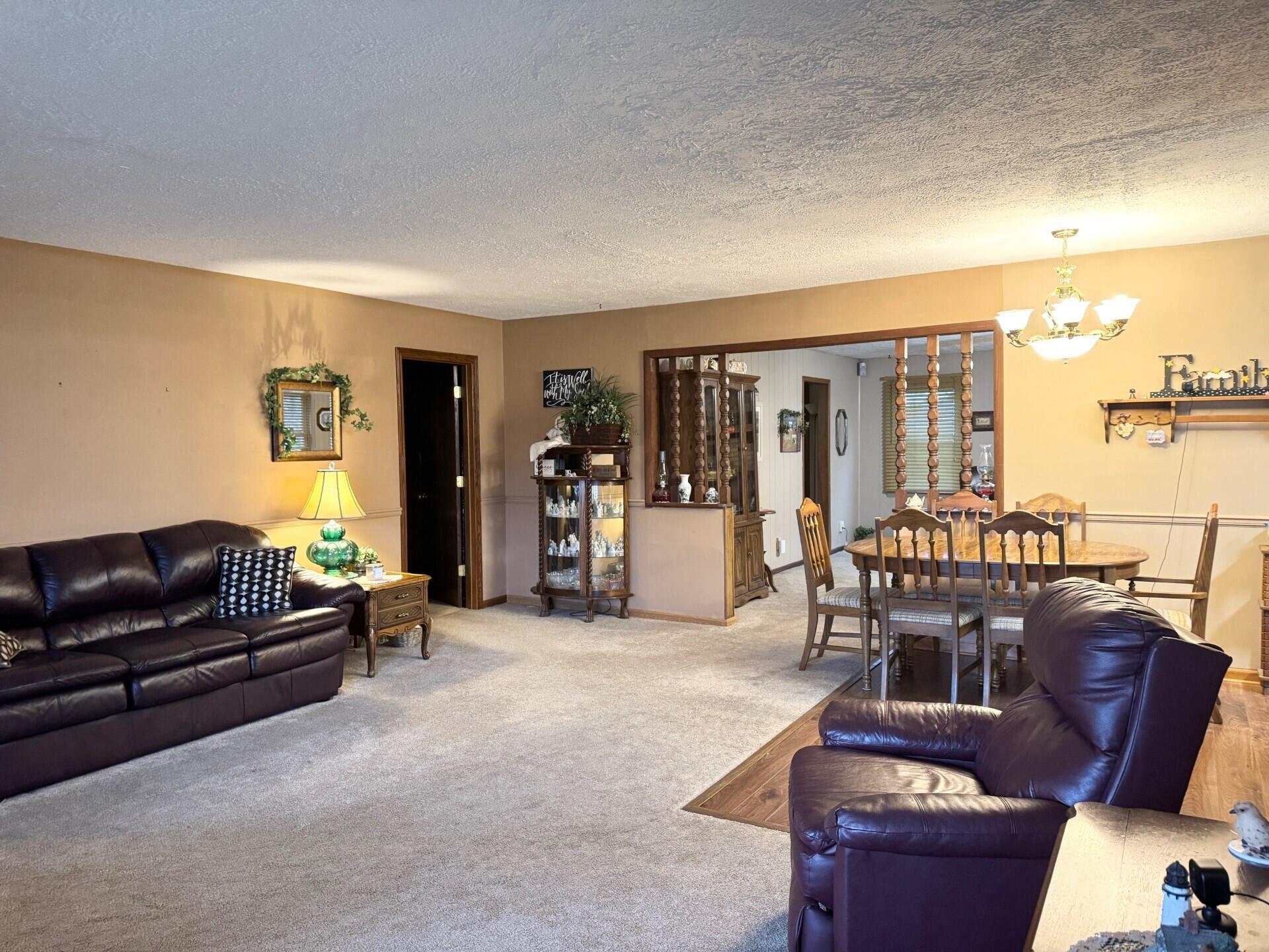 346 Fairfax Drive Property Photo 10