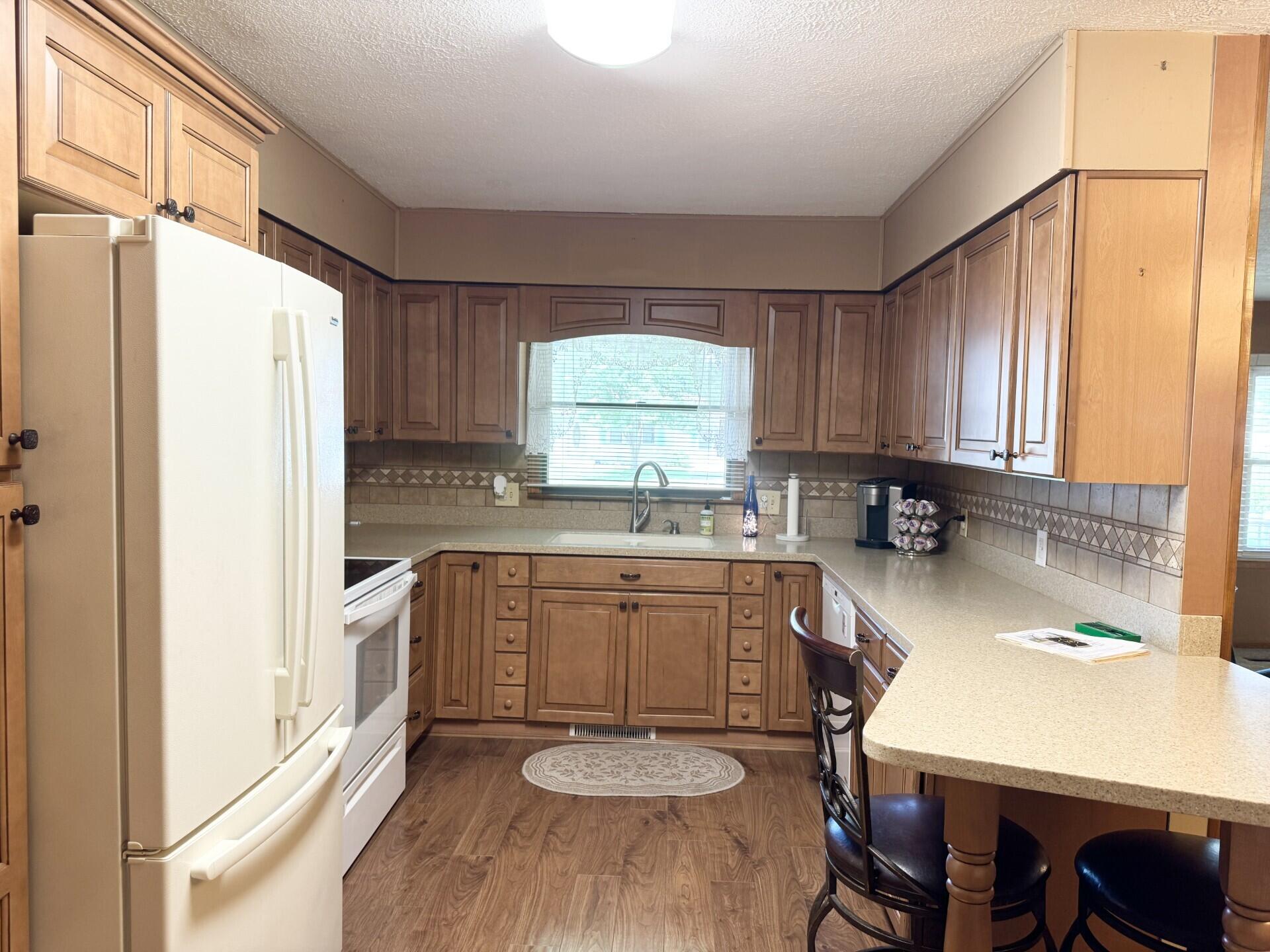 346 Fairfax Drive Property Photo 13