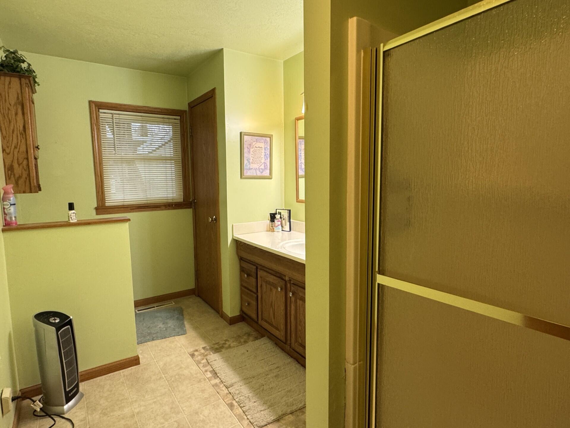 346 Fairfax Drive Property Photo 24