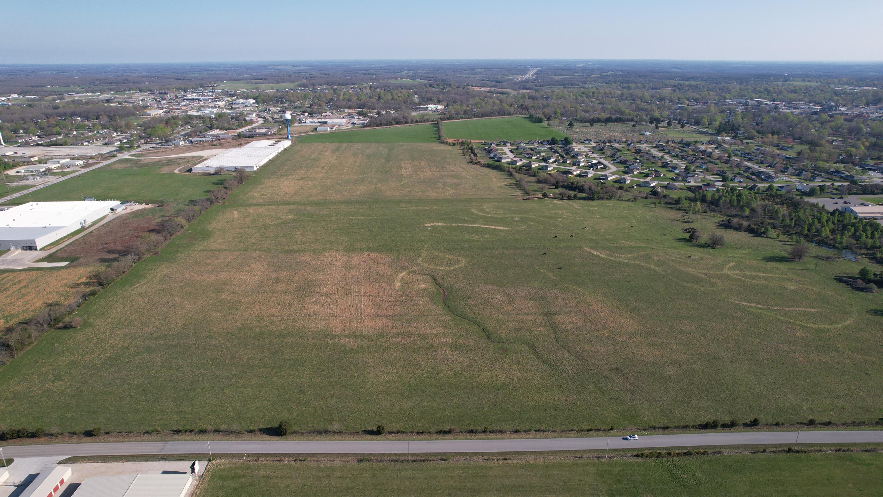 000 Commerce Road Property Photo 4