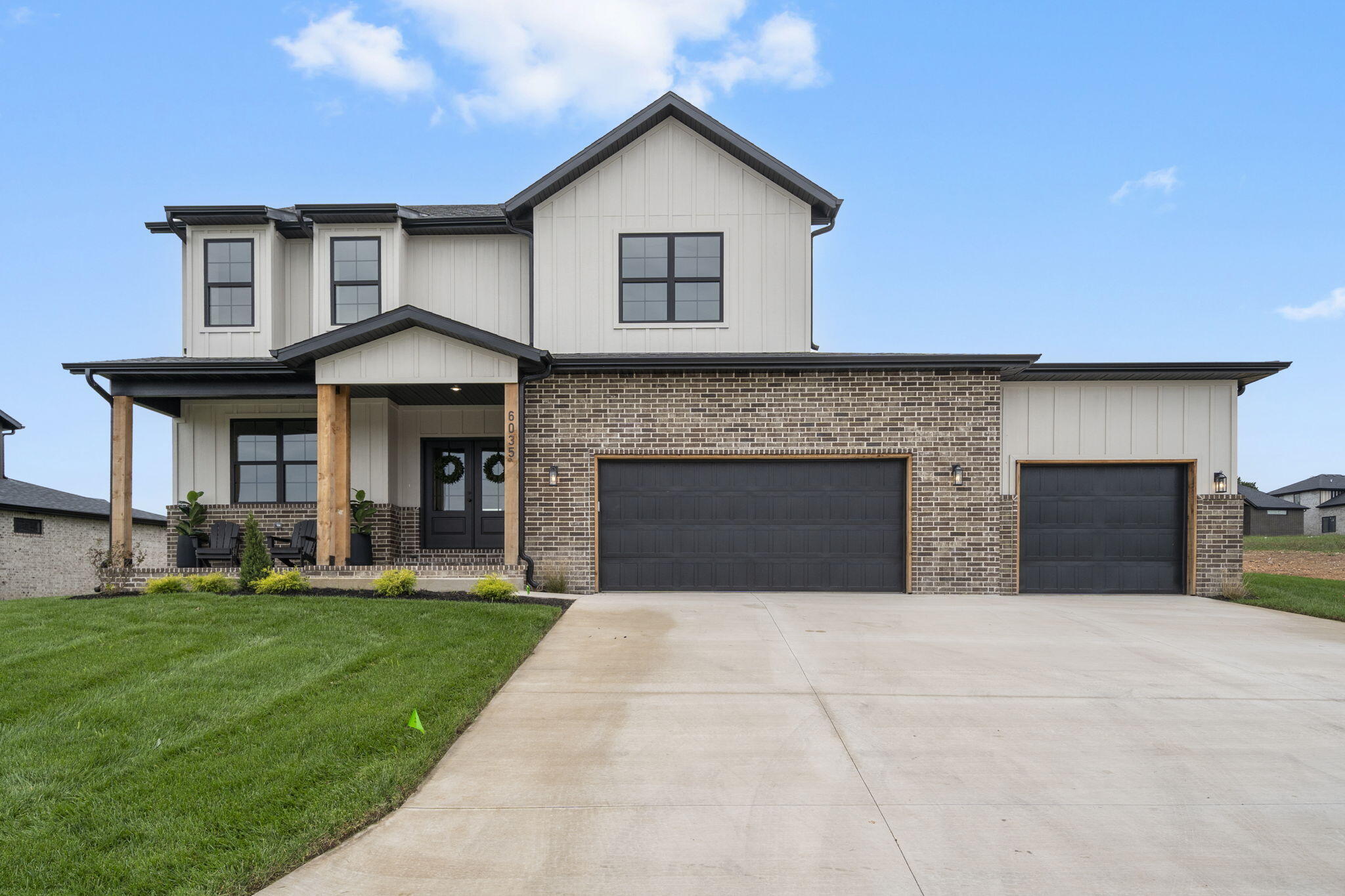 6035 South Clay Avenue Property Photo 1