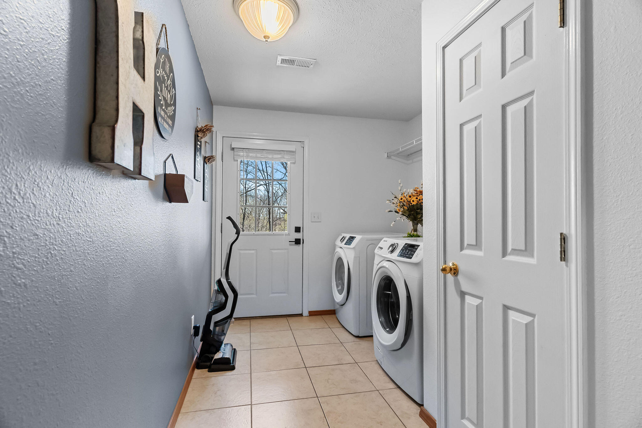 1476 Emerald Road Property Photo 29