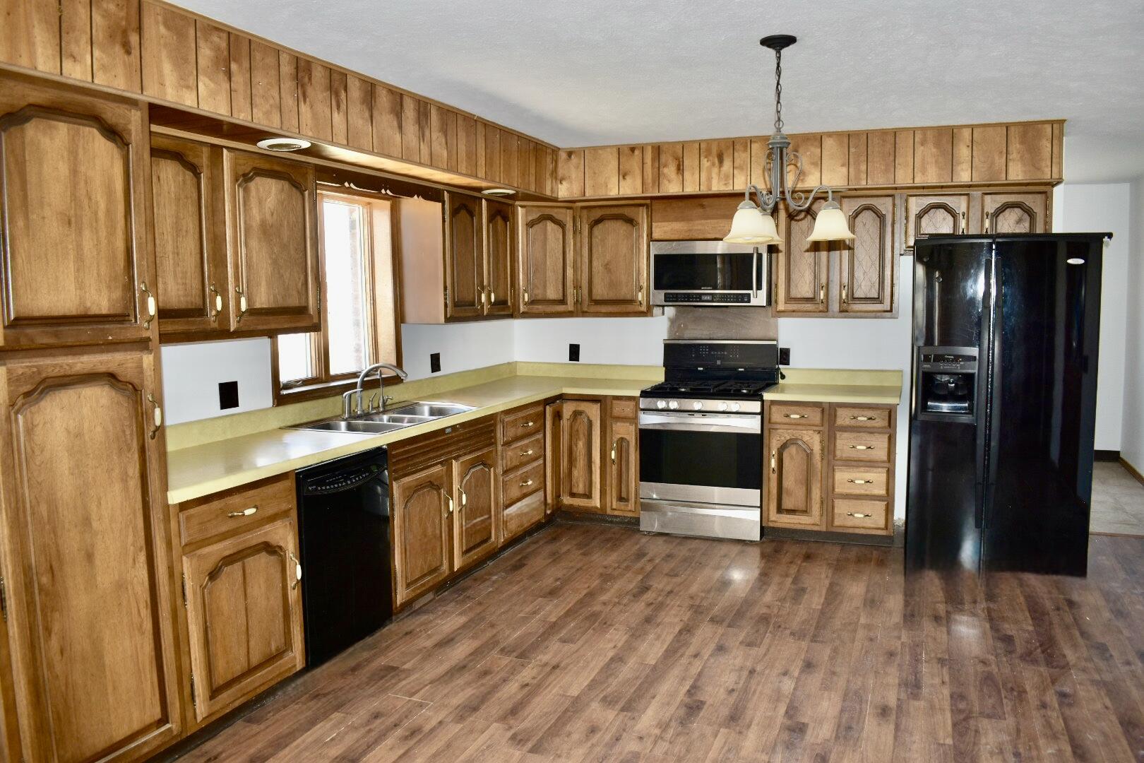 70 Dallion Ford Lane Property Photo 6
