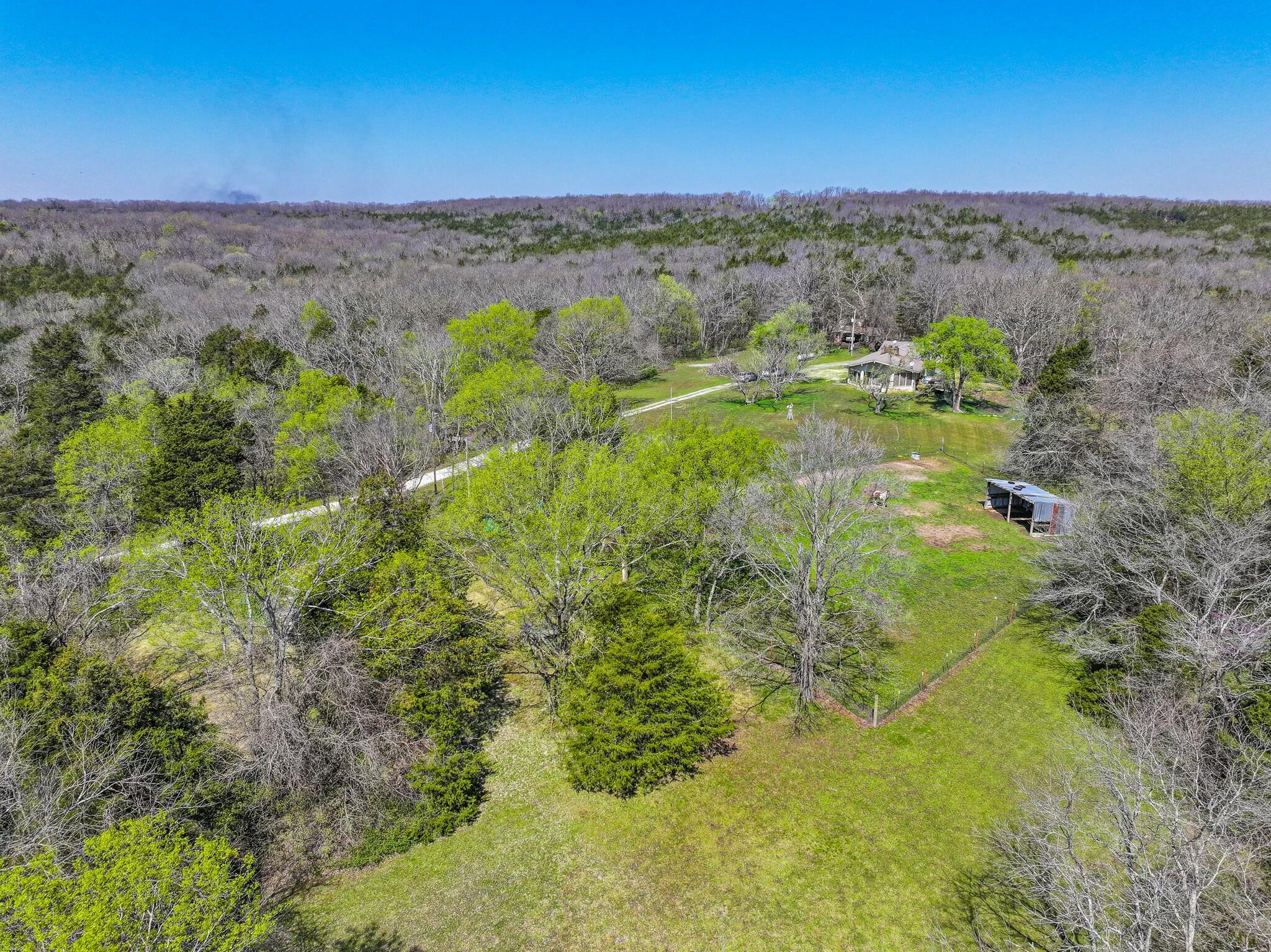 19769 Cr 270 Property Photo 31