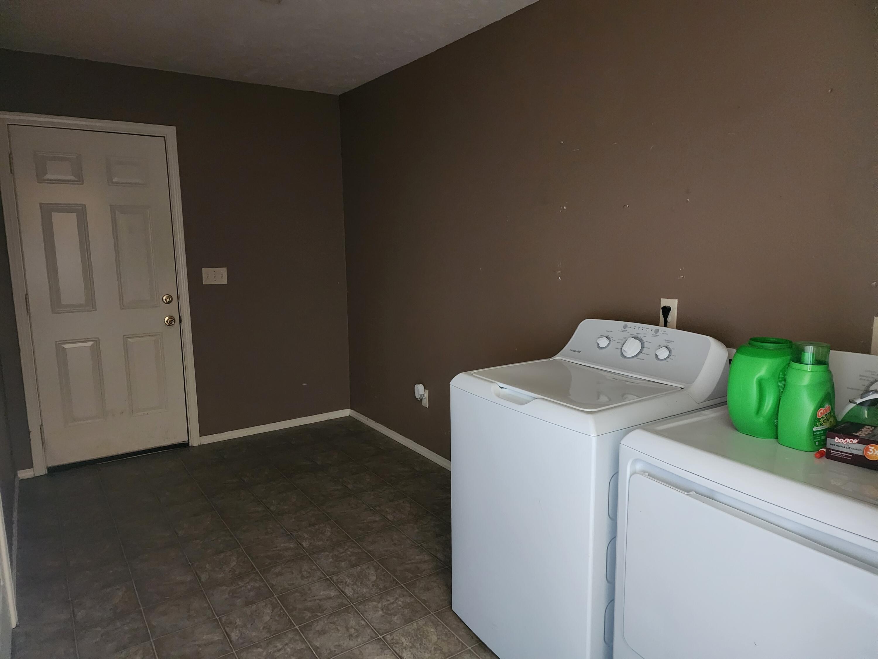 5068 North Highway 7 Property Photo 14