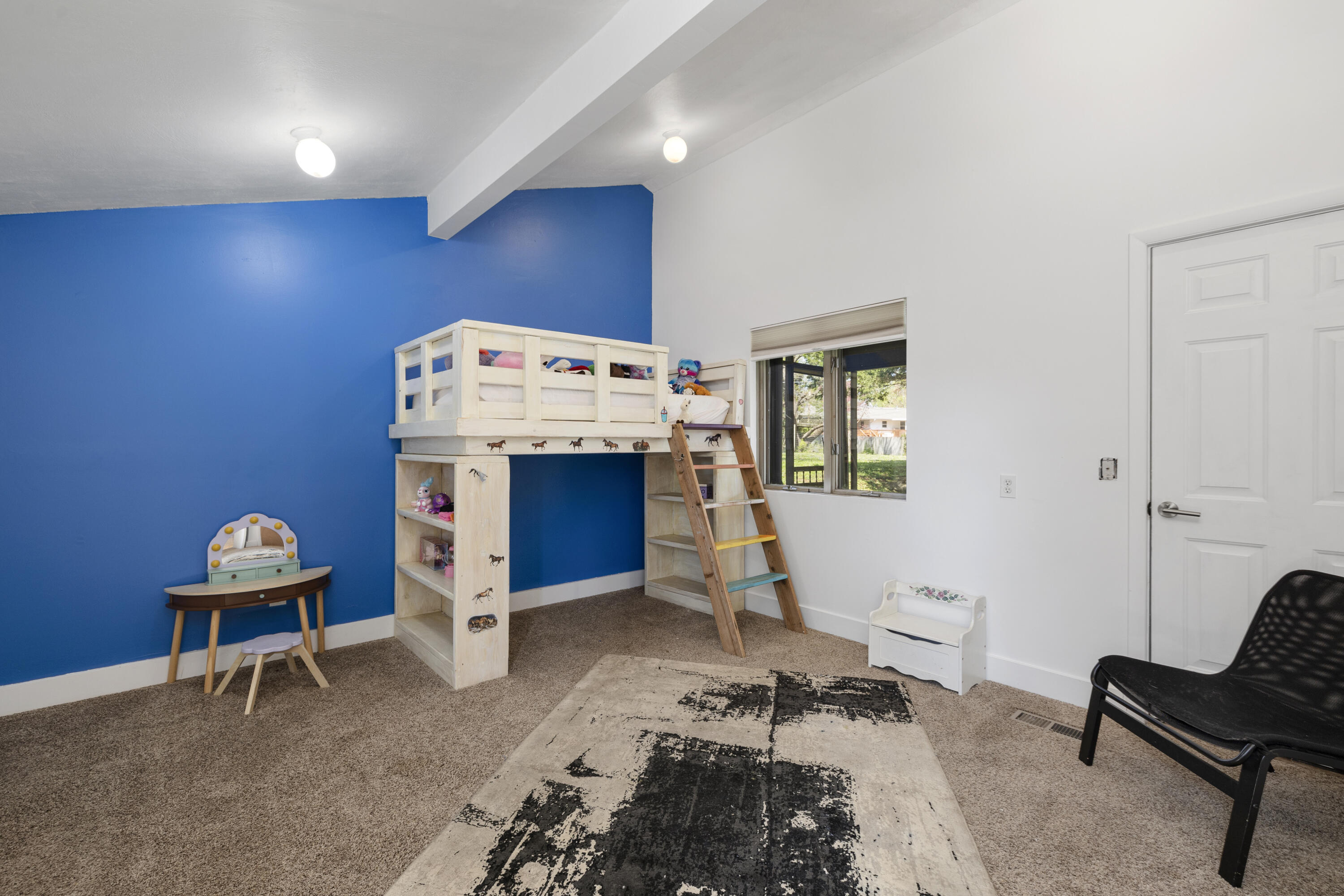 1557 East Carleton Street Property Photo 41
