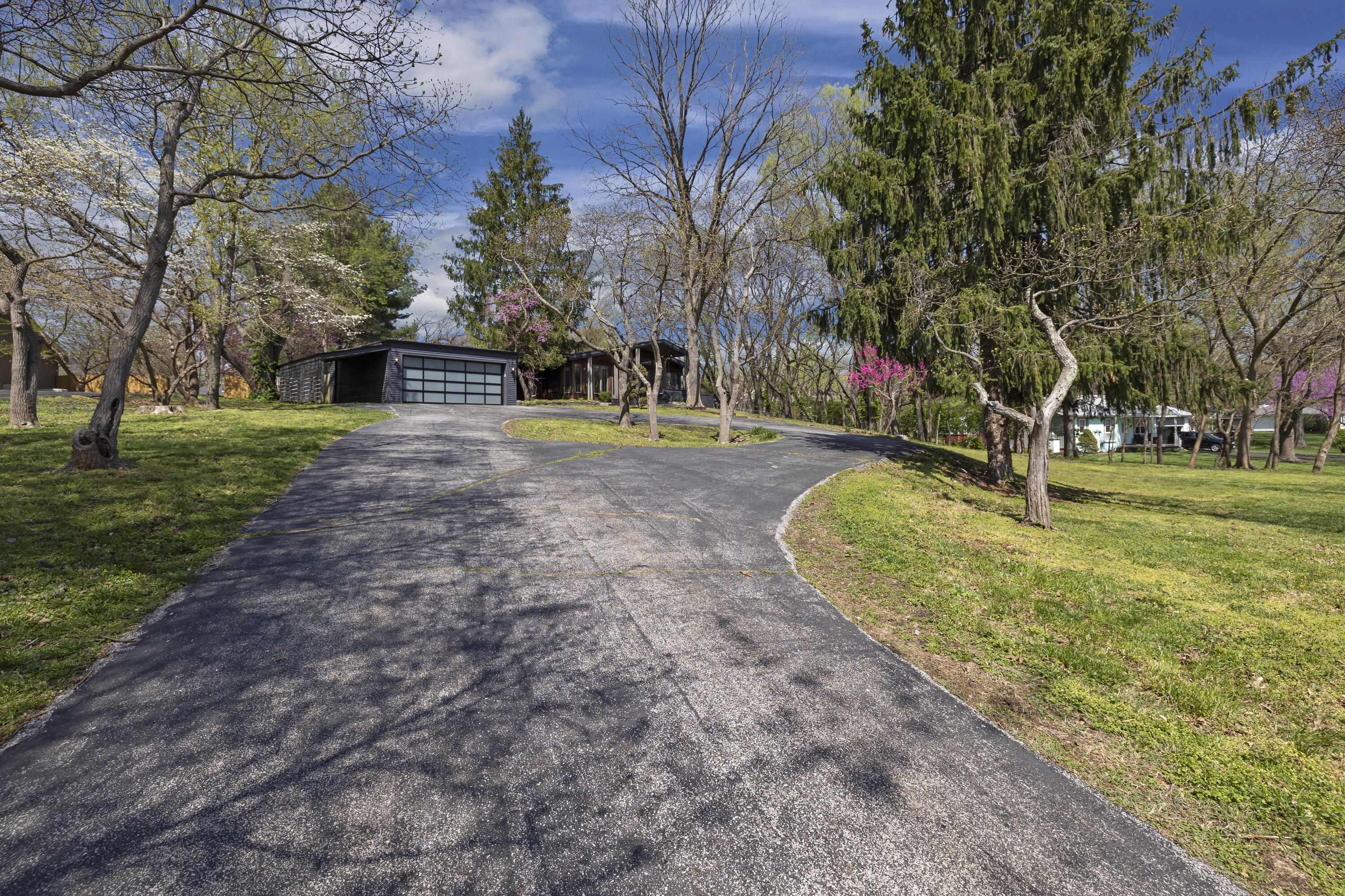 1557 East Carleton Street Property Photo 44