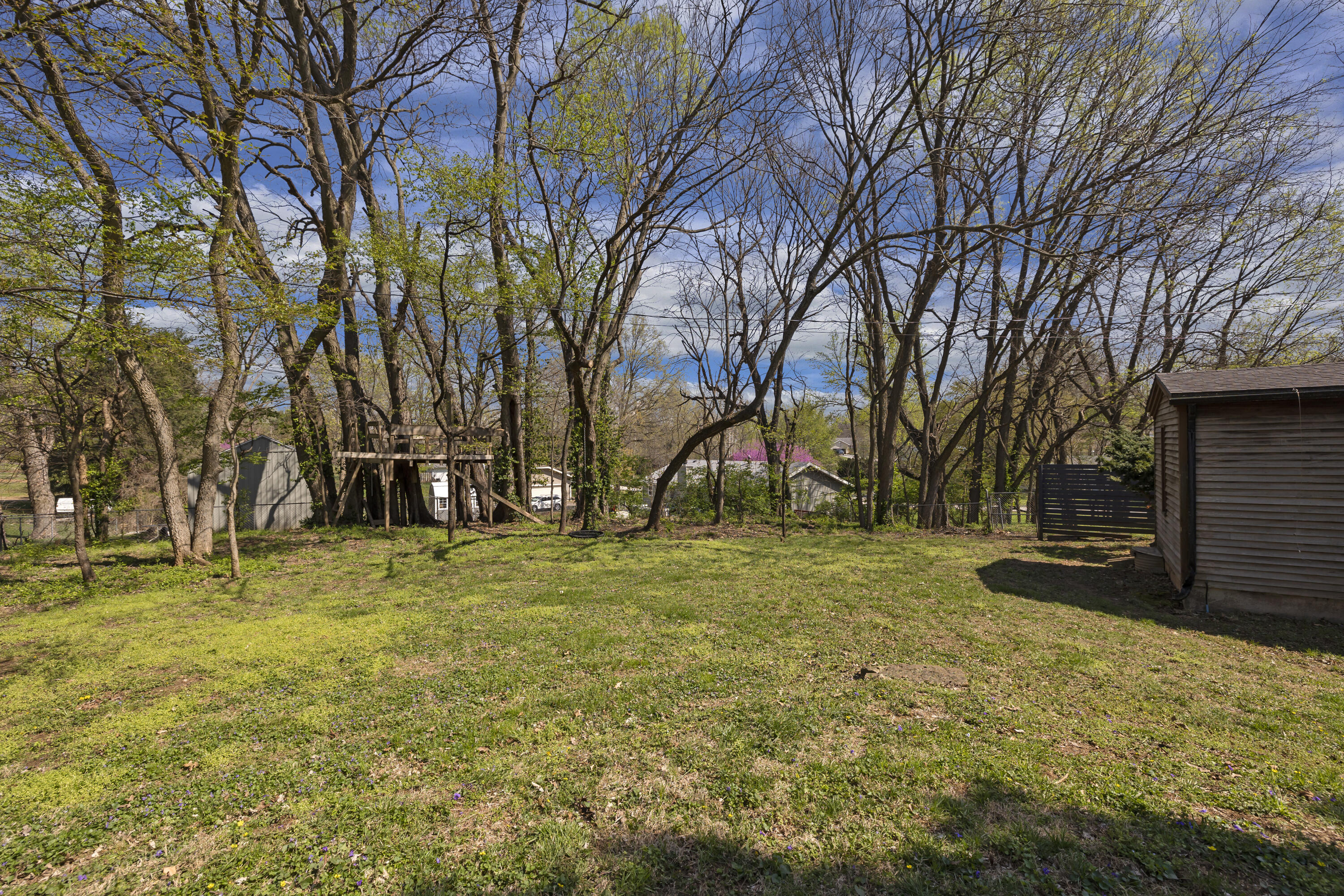 1557 East Carleton Street Property Photo 56