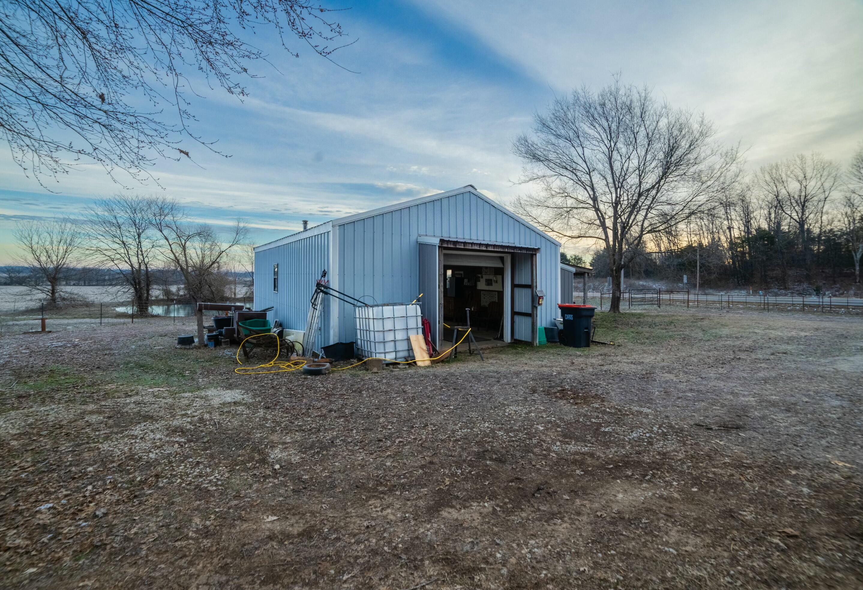 25311 State Hwy 37 Property Photo 3
