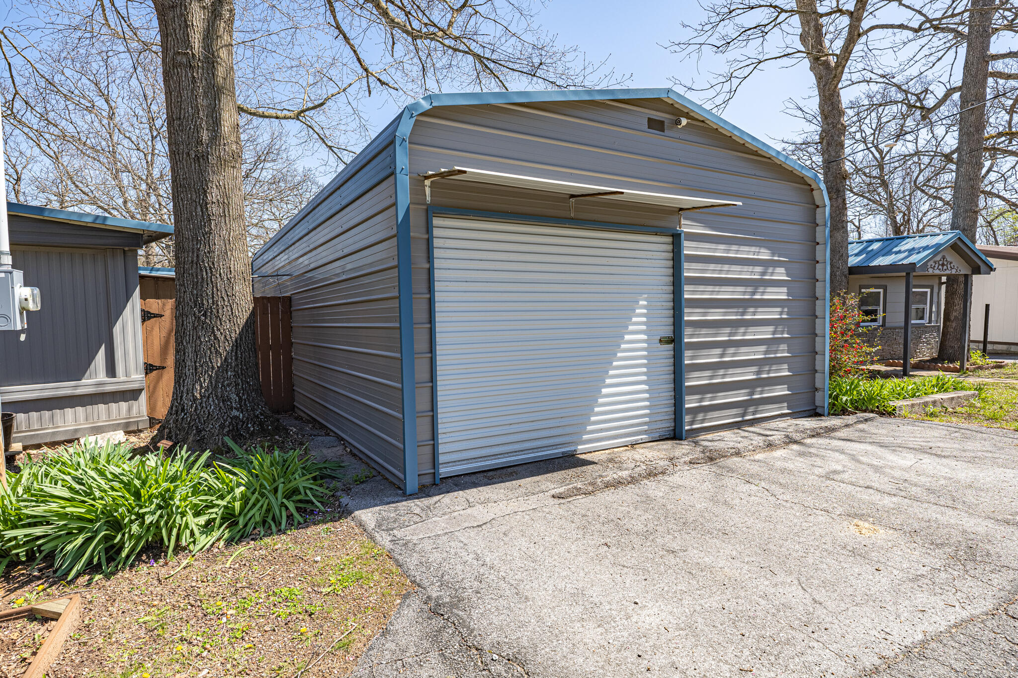 3292 Lakeview Drive Property Photo 5