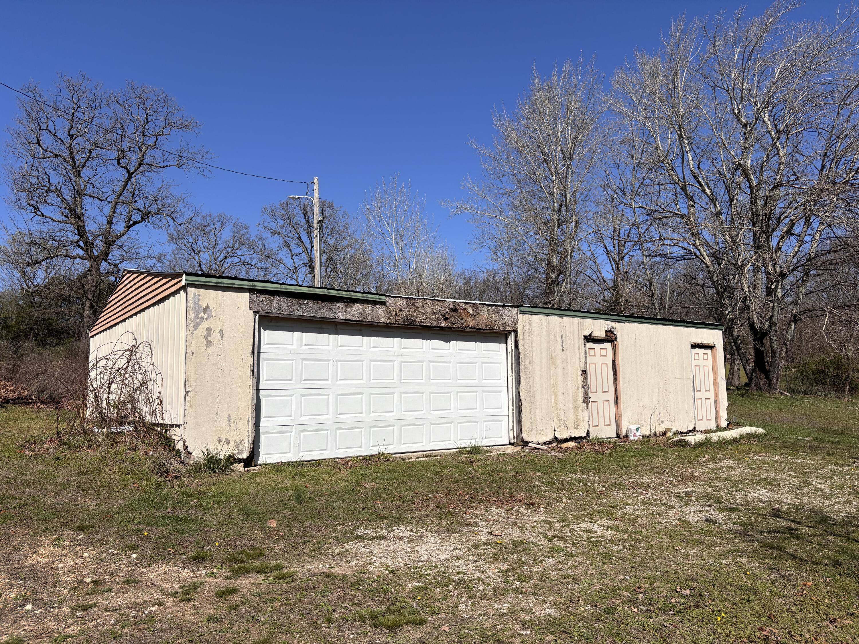 1879 Sawmill Road Property Photo 20