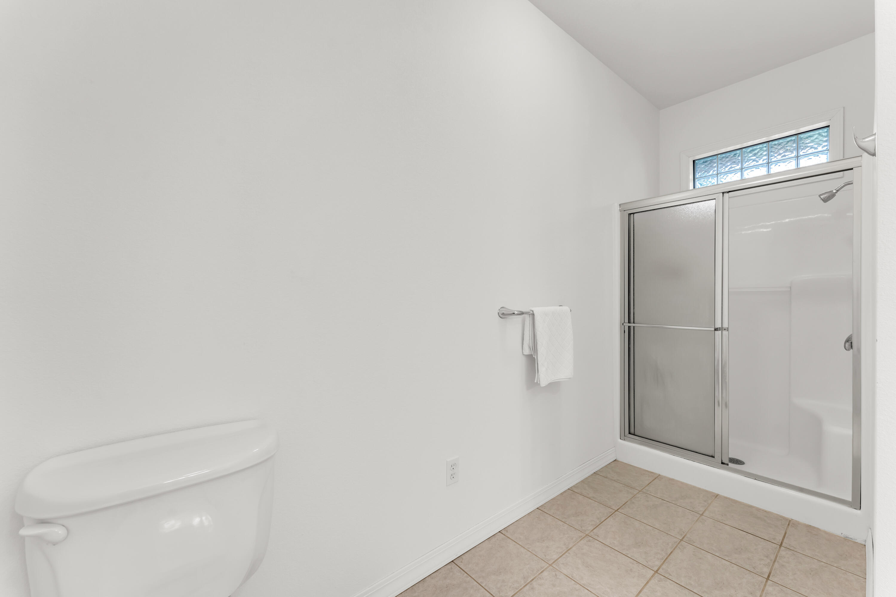 24370 Lawrence 2210 Property Photo 33