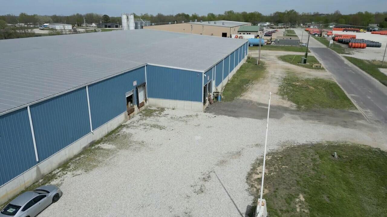 1301 Industrial Park Drive Property Photo 10