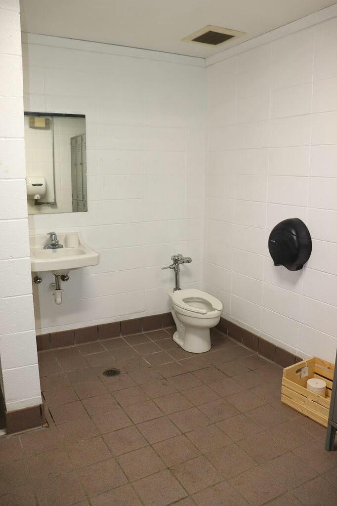 1301 Industrial Park Drive Property Photo 31