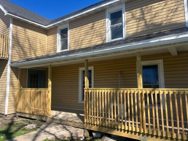 219 East State Street Property Photo