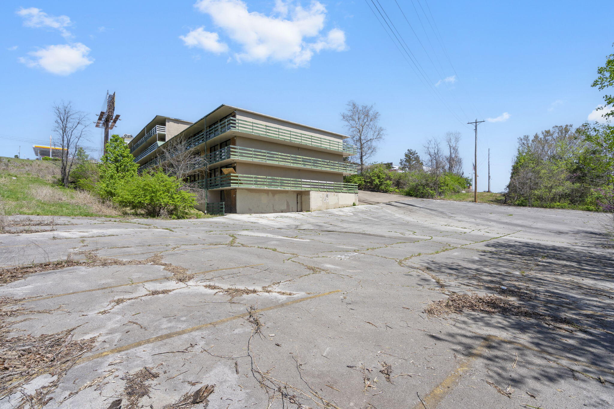 1900 West 76 Country Boulevard Property Photo 7