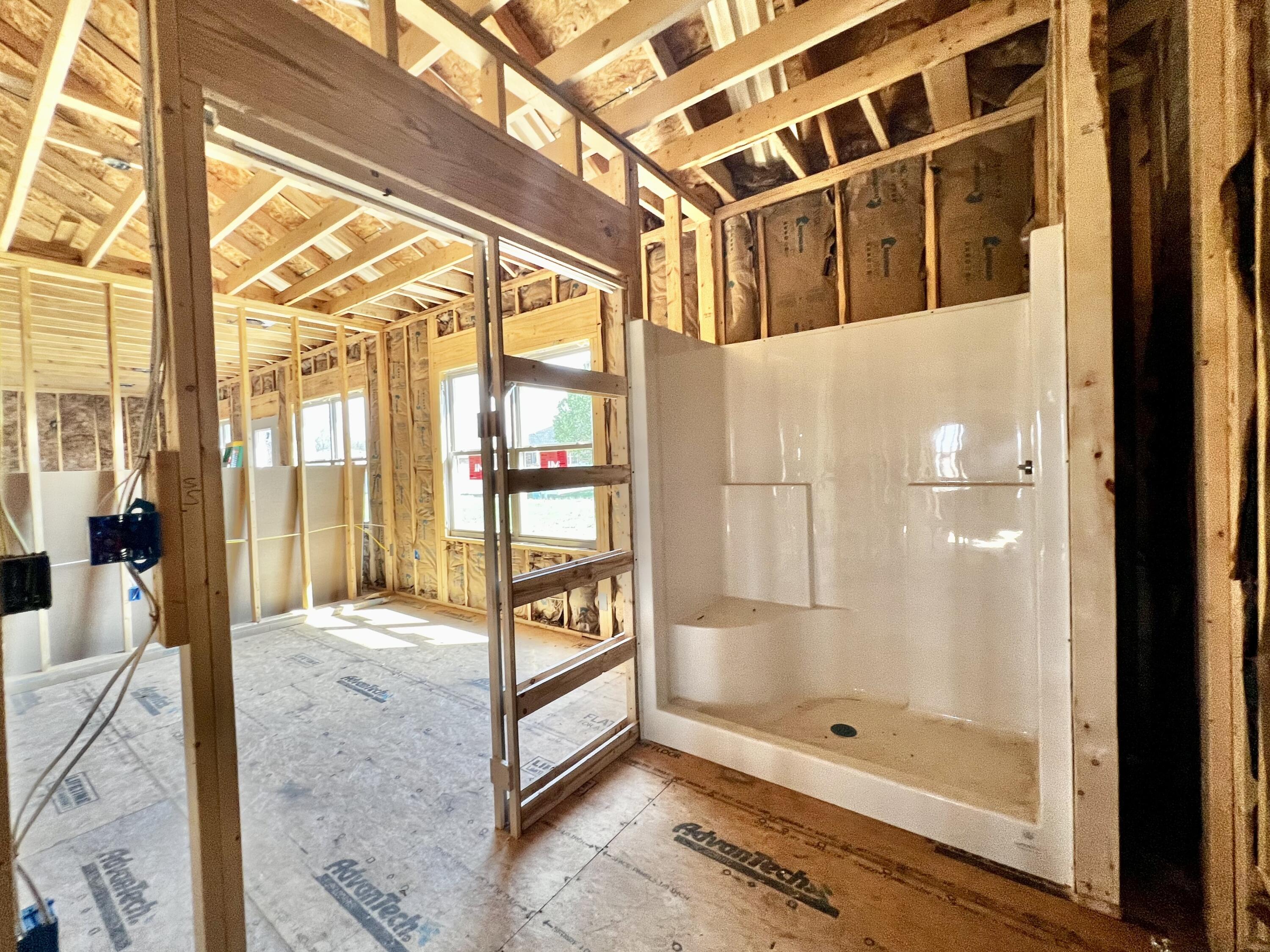 720 East Vivian Street Property Photo 12
