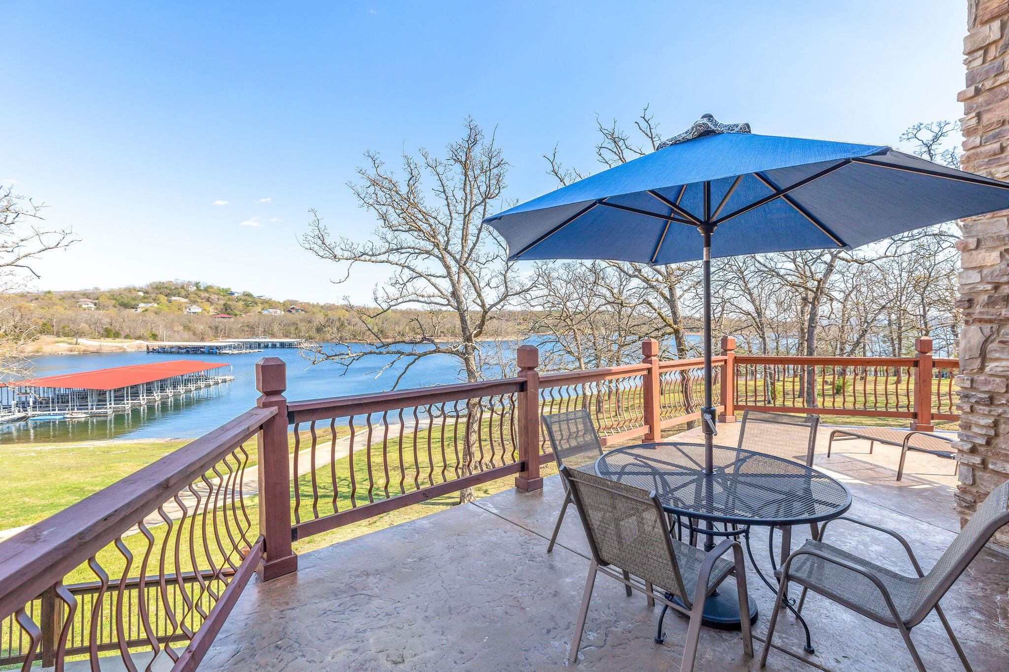1318 Stormy Point Road Property Photo 3