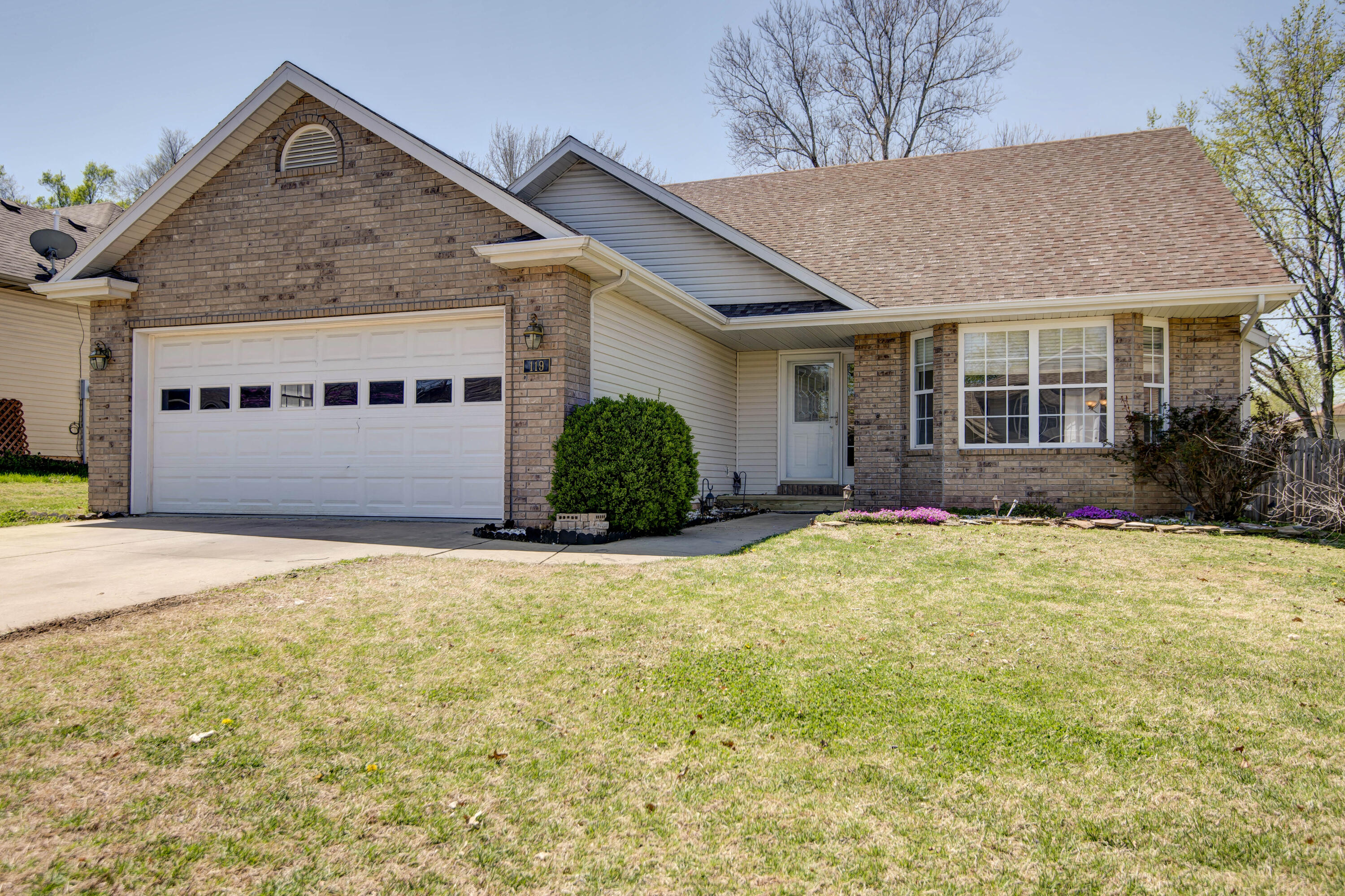 Cedarbrook Real Estate Listings Main Image
